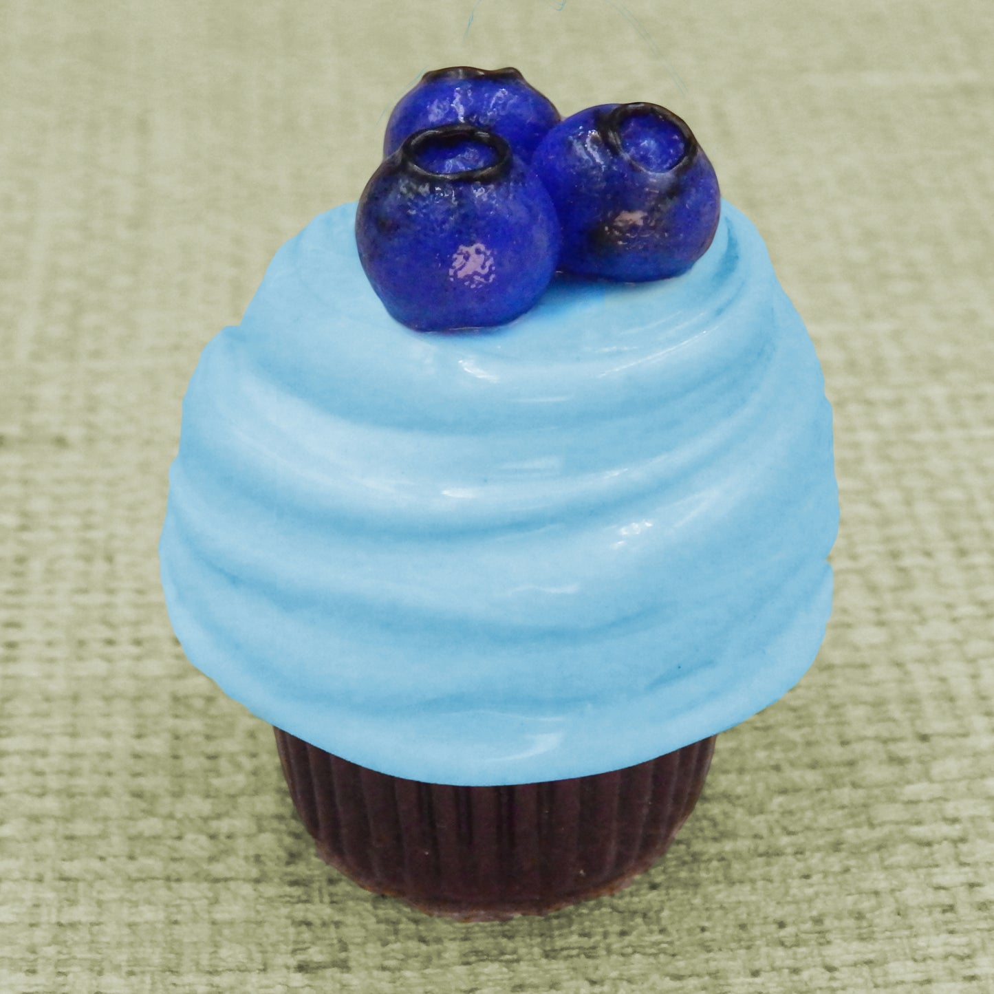Blueberry Mini Cupcake Truffle (27-255CB)