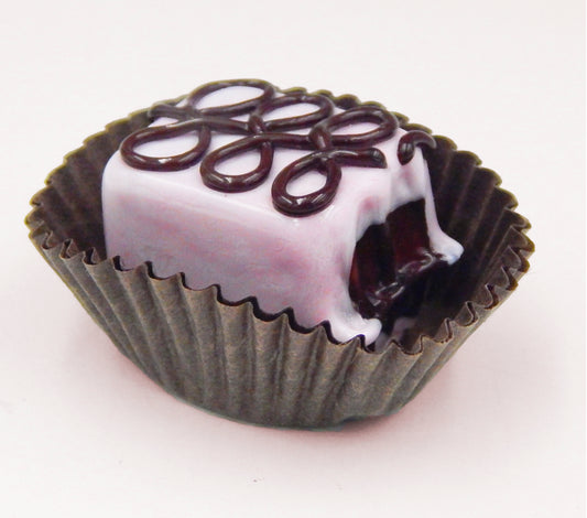 Bitten Strawberry Treat with Chocolate Scroll Design (B16-033SCC)