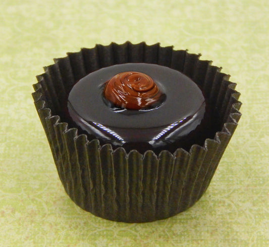 Chocolate with Caramel Dollop (11-081CA)