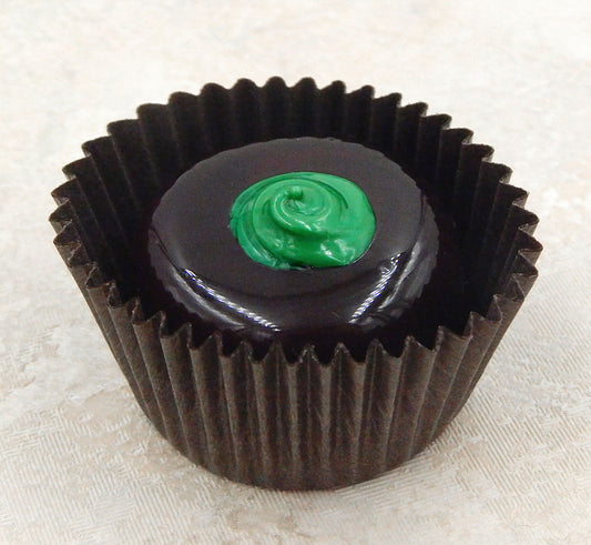 Chocolate with Wintergreen Dollop (11-081CN)