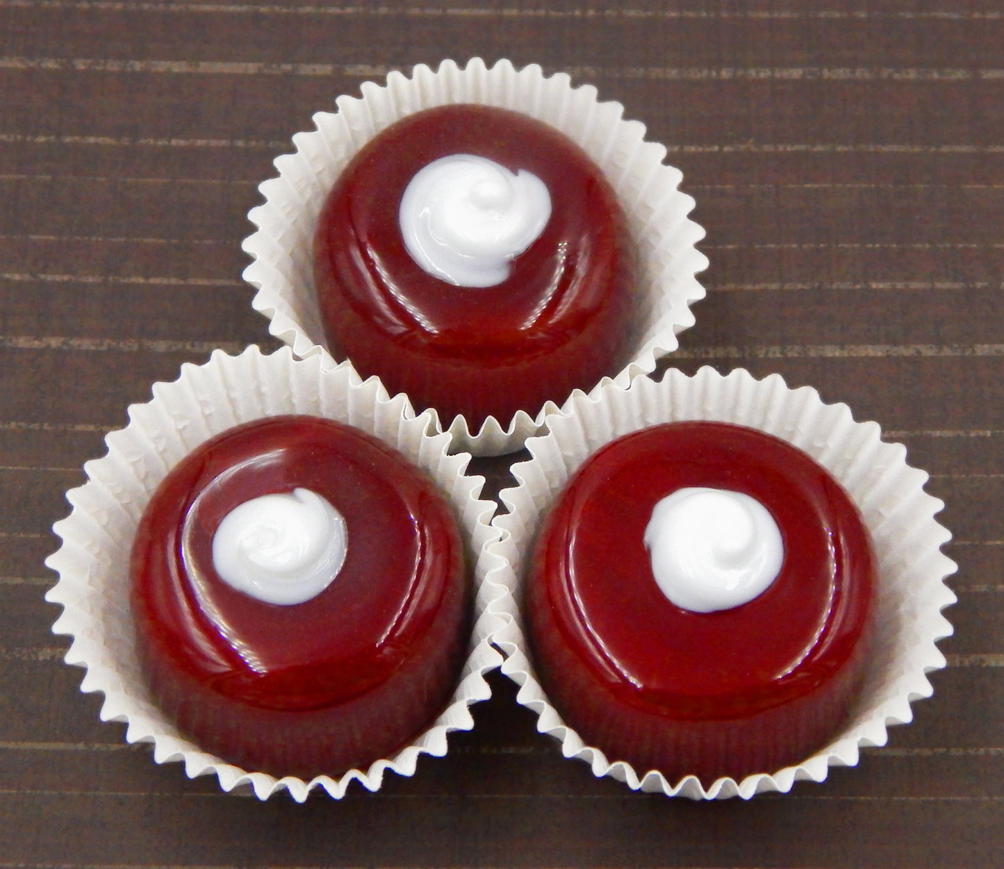 Cherry Treat with White Chocolate Dollop (11-081HW)