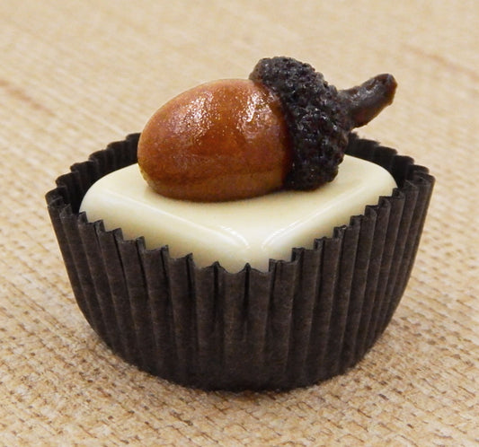 Glass Chocolate - Vanilla with Acorn (12-018V)