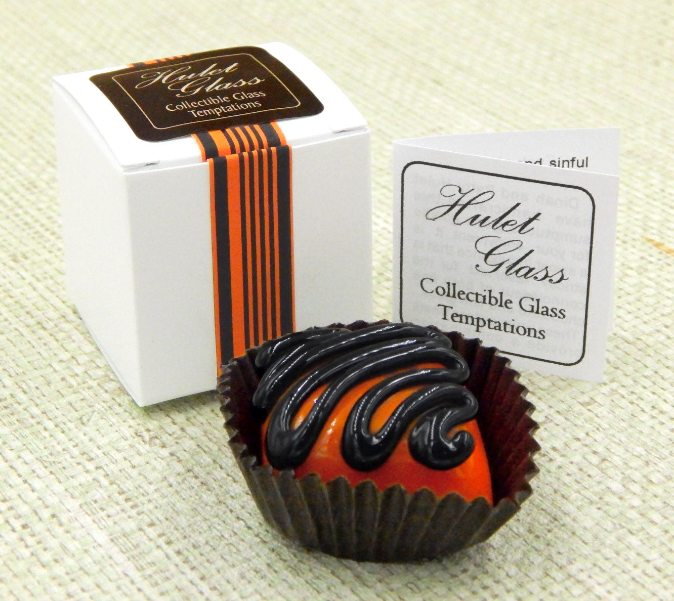 Orange Chocolate with Ribbon of Licorice (16-012OK)