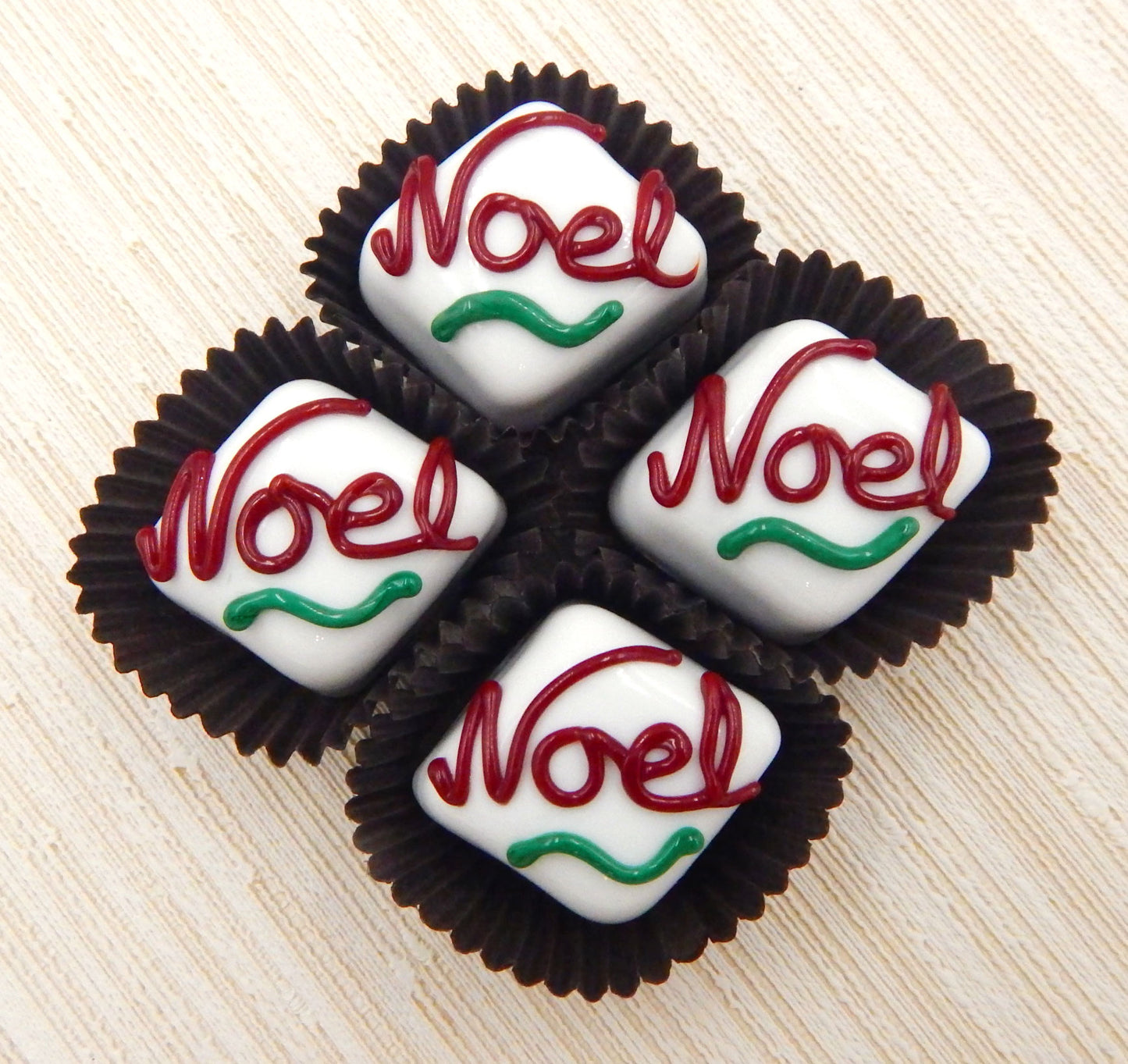 Chocolate with Christmas "Noel" (17-062+)