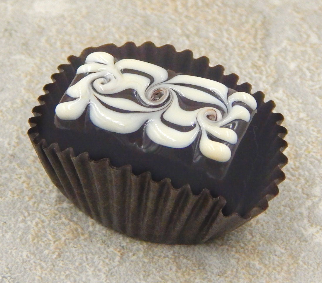 Chocolate/Vanilla Bar (18-023+)