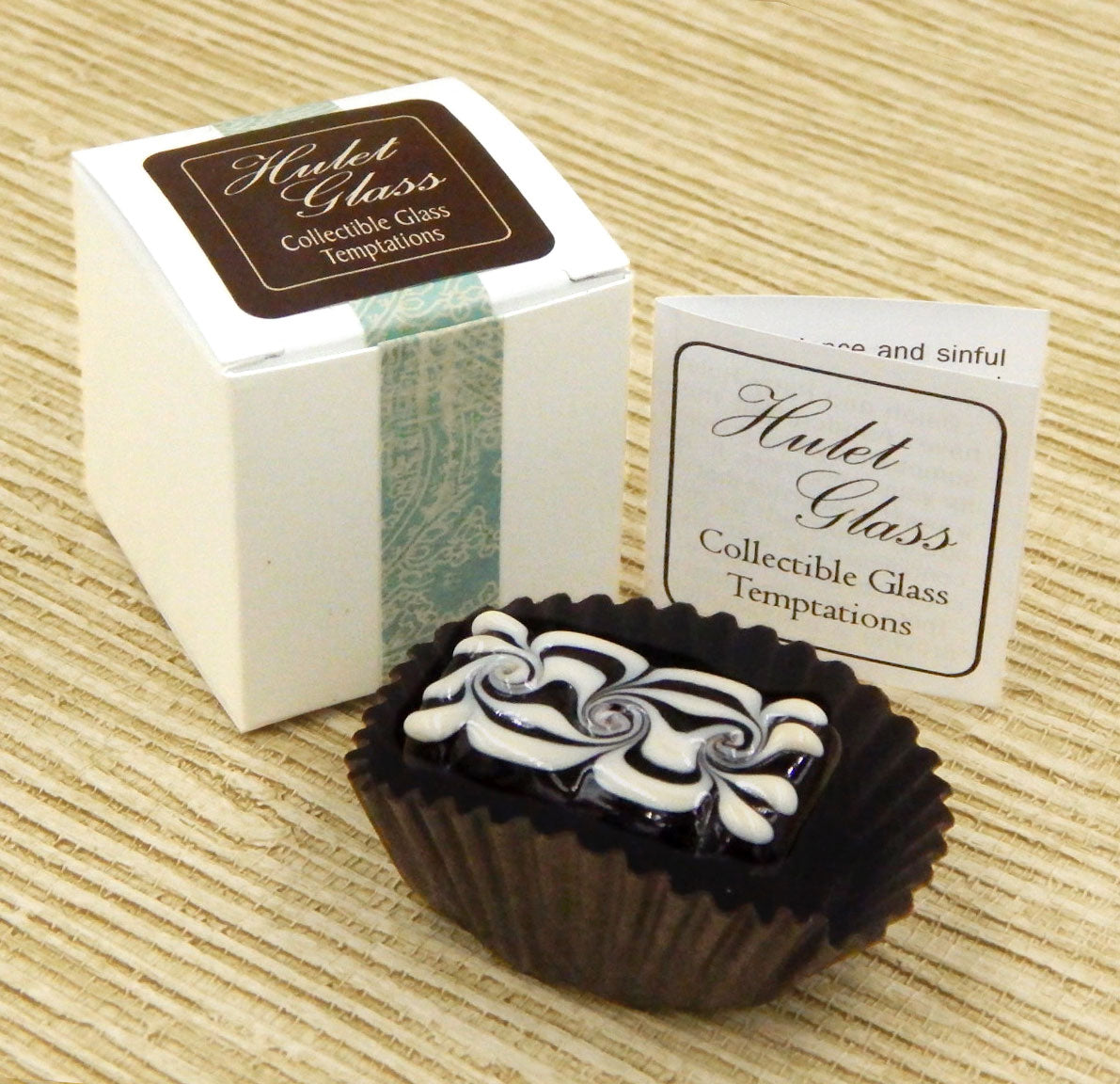 Chocolate/Vanilla Bar (18-023+)