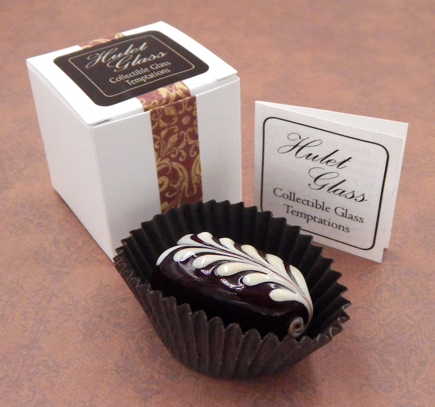Glass Chocolate with Vanilla Feather Design (18-036CV)