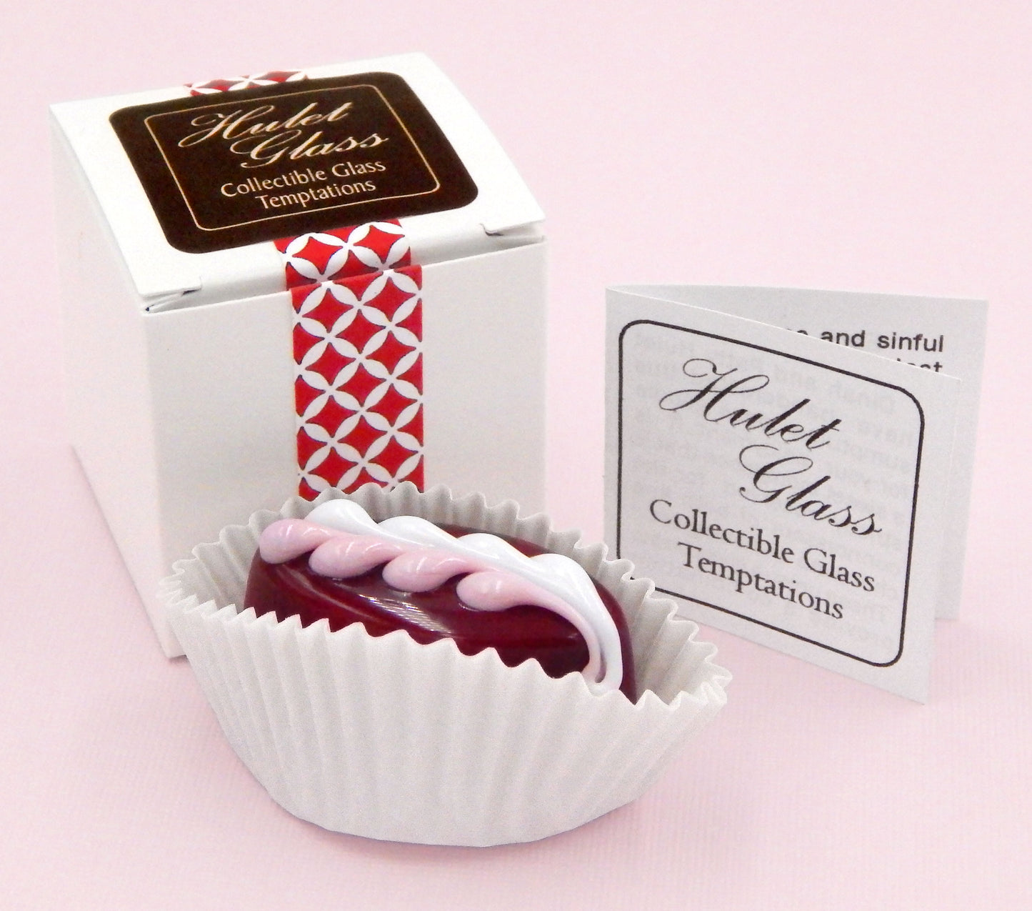 Cherry, Strawberry & White Fern Treat (18-049+)