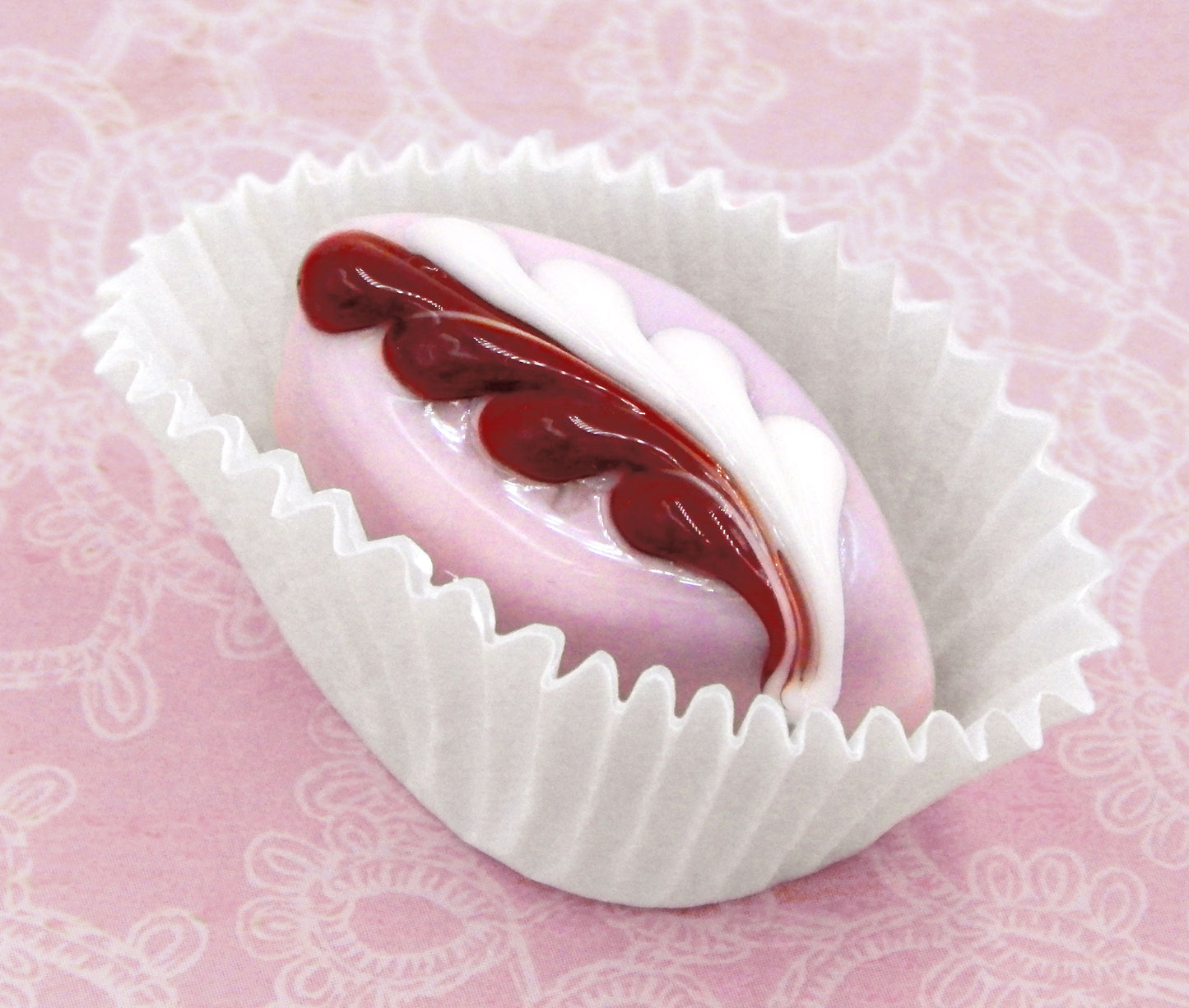 Cherry, Strawberry & White Fern Treat (18-049+)