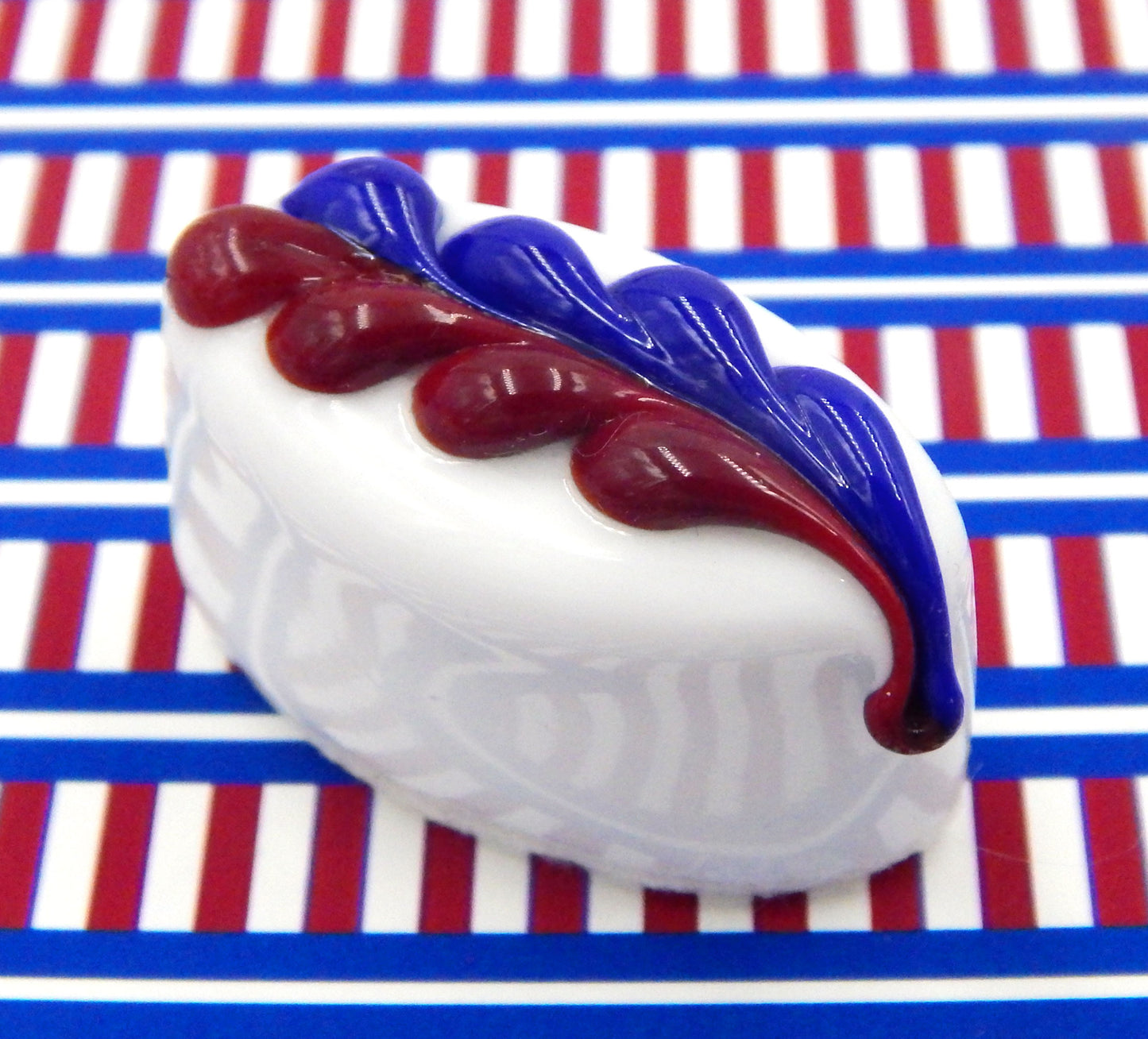 Patriotic Red, White & Blue Chocolate  Fern Design (18-049+)