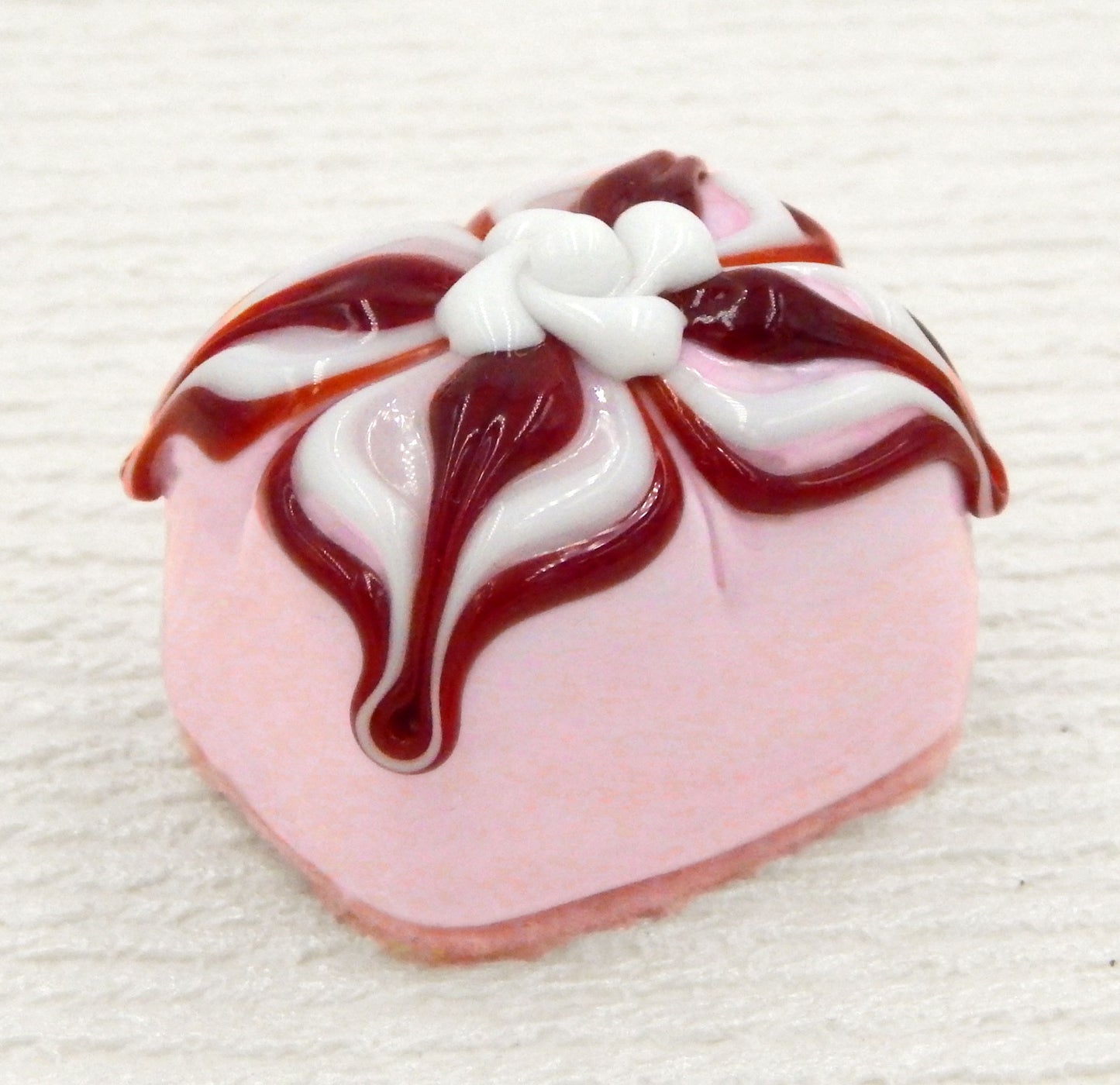 Strawberry, Cherry & White Sweet Treat (18-058+)