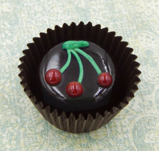 Cherry Chocolate (19-011C)