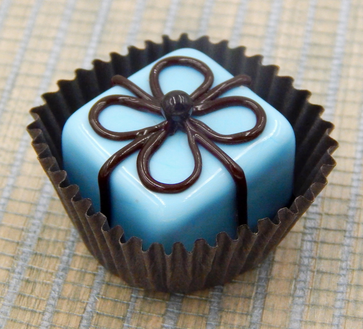 Chocolate Packages- Assorted Colors (19-044)