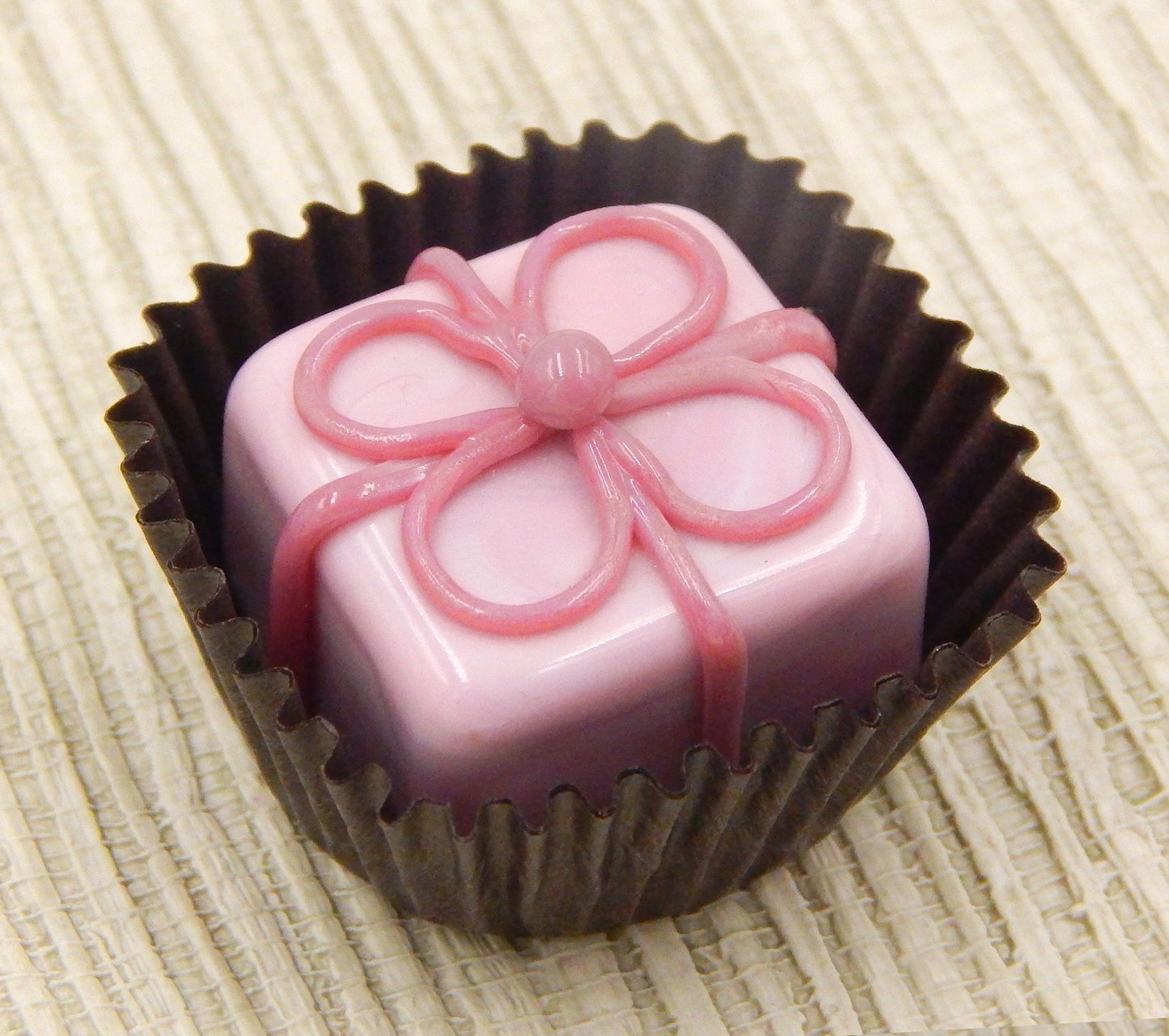 Chocolate Packages- Assorted Colors (19-044)
