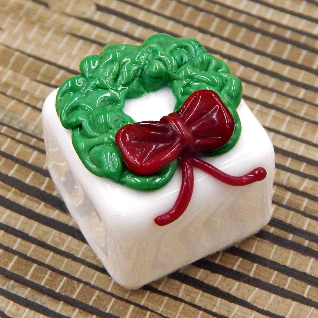 Christmas Wreath Chocolate (22-014+)