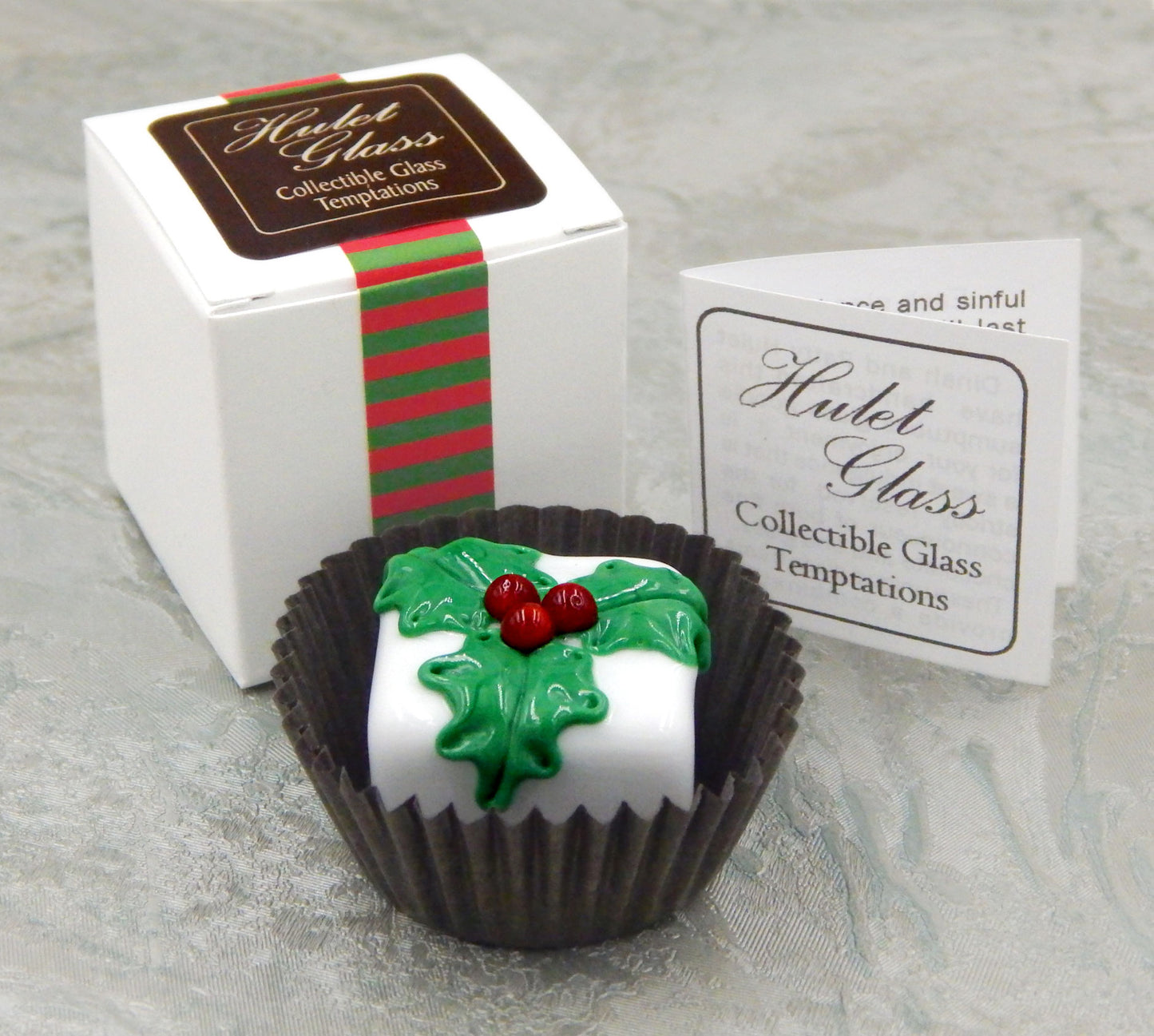 Christmas Holly Chocolate (22-024+)