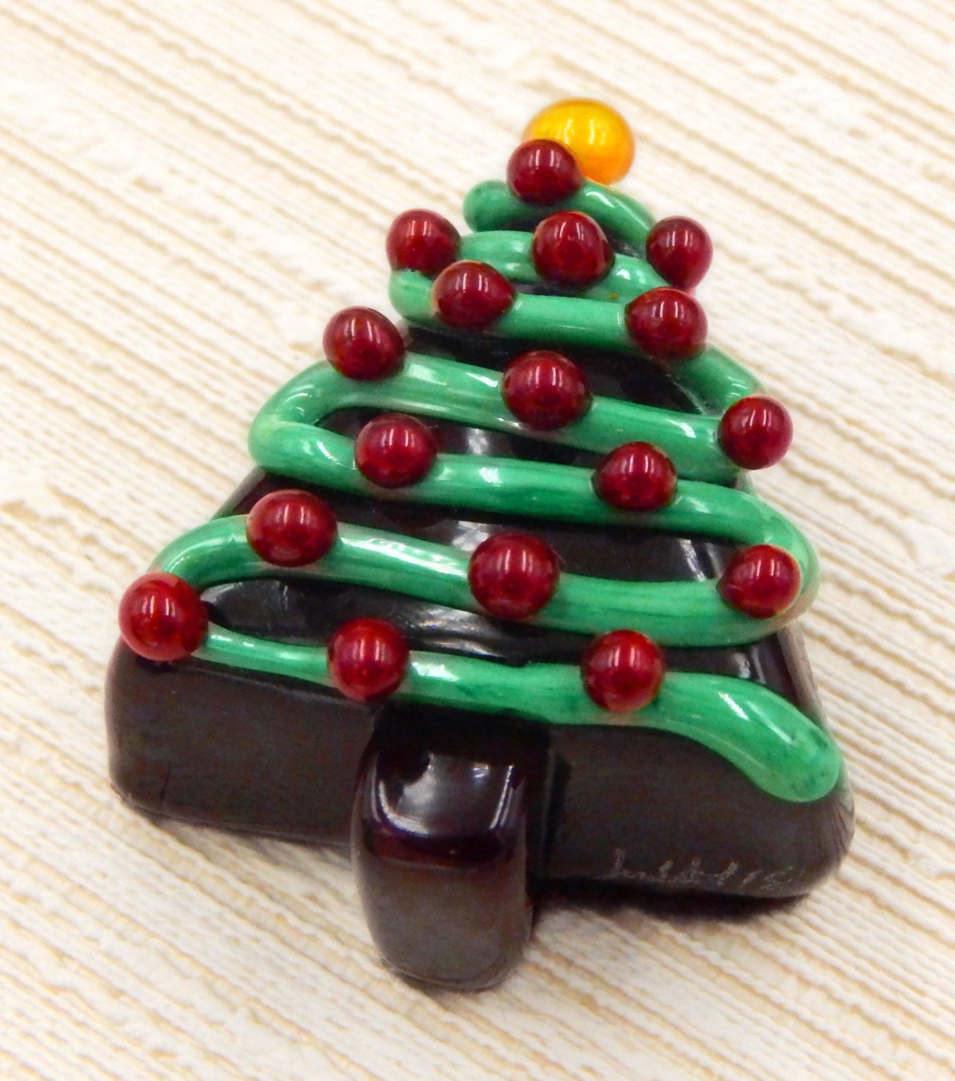 Decorated Christmas Tree Chocolate (22-035+)