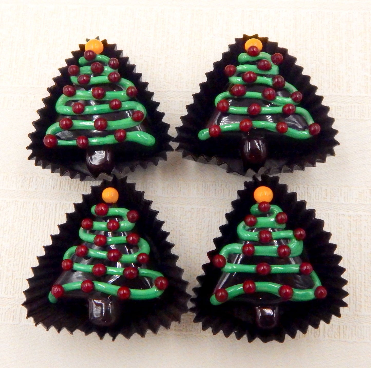 Decorated Christmas Tree Chocolate (22-035+)