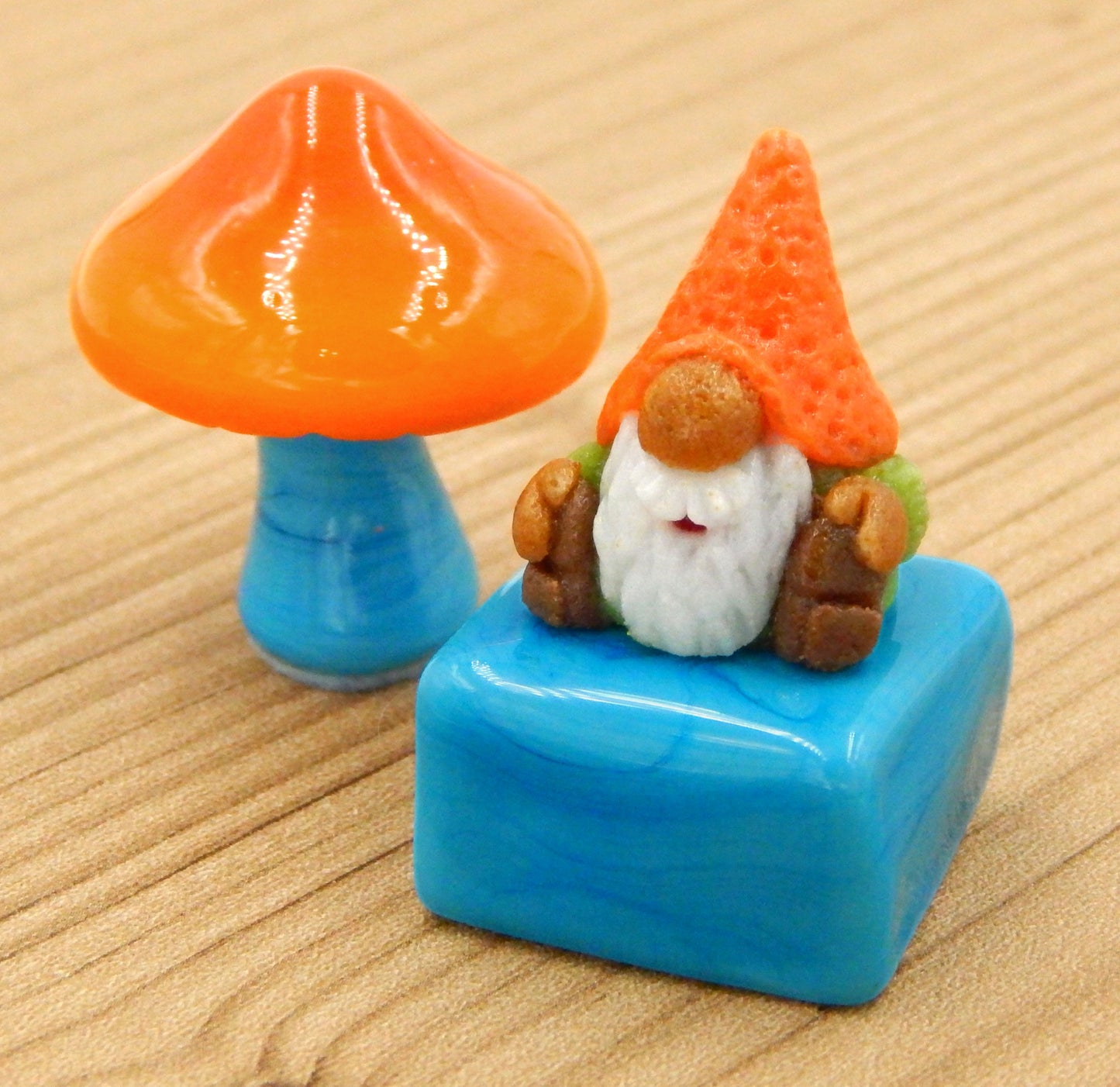 Gnome with Orange Hat Petit Four (22-301Q)
