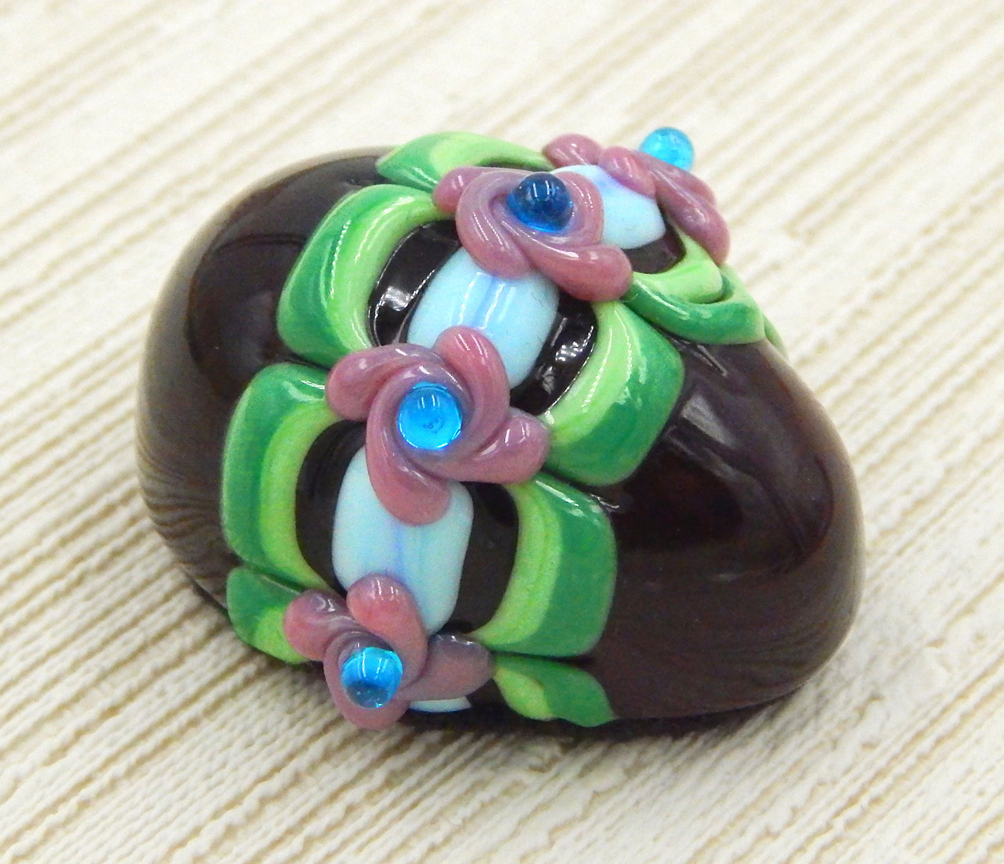 Chocolate Decorated Easter Egg with Flower Band (24-029+)