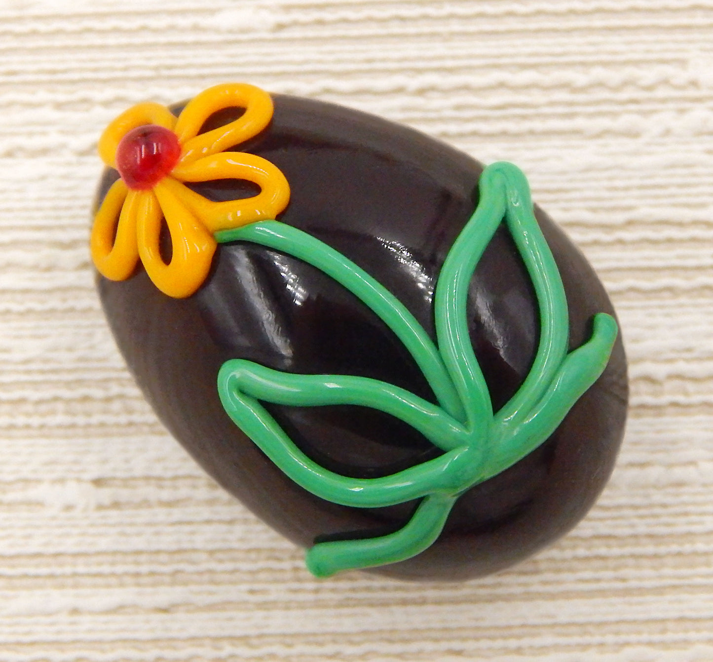 Decorated Easter Egg Chocolate with Flower (24-039+)