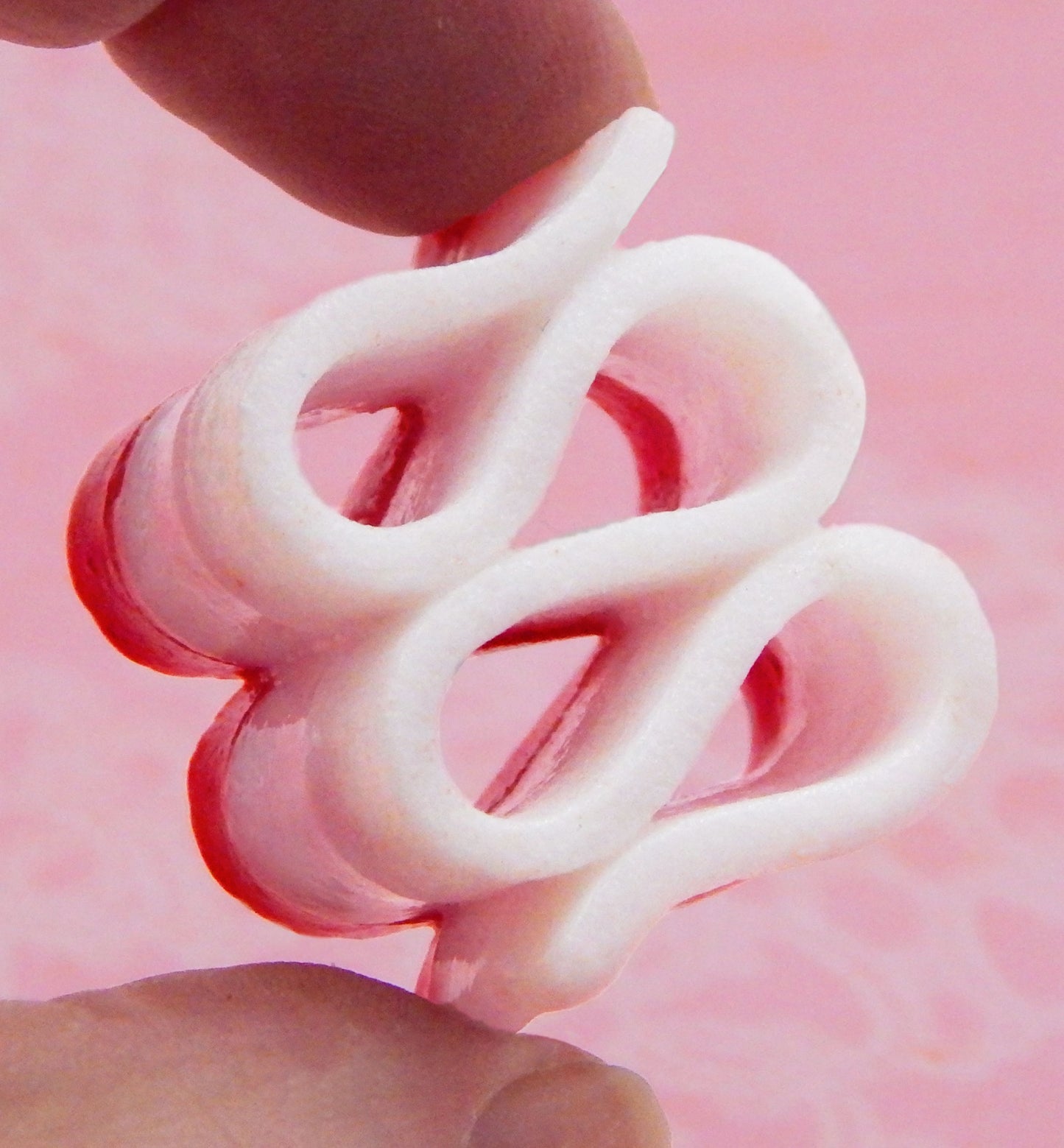 Valentine Ribbon Candy Collectible Art Glass Treat (25-028HSW)
