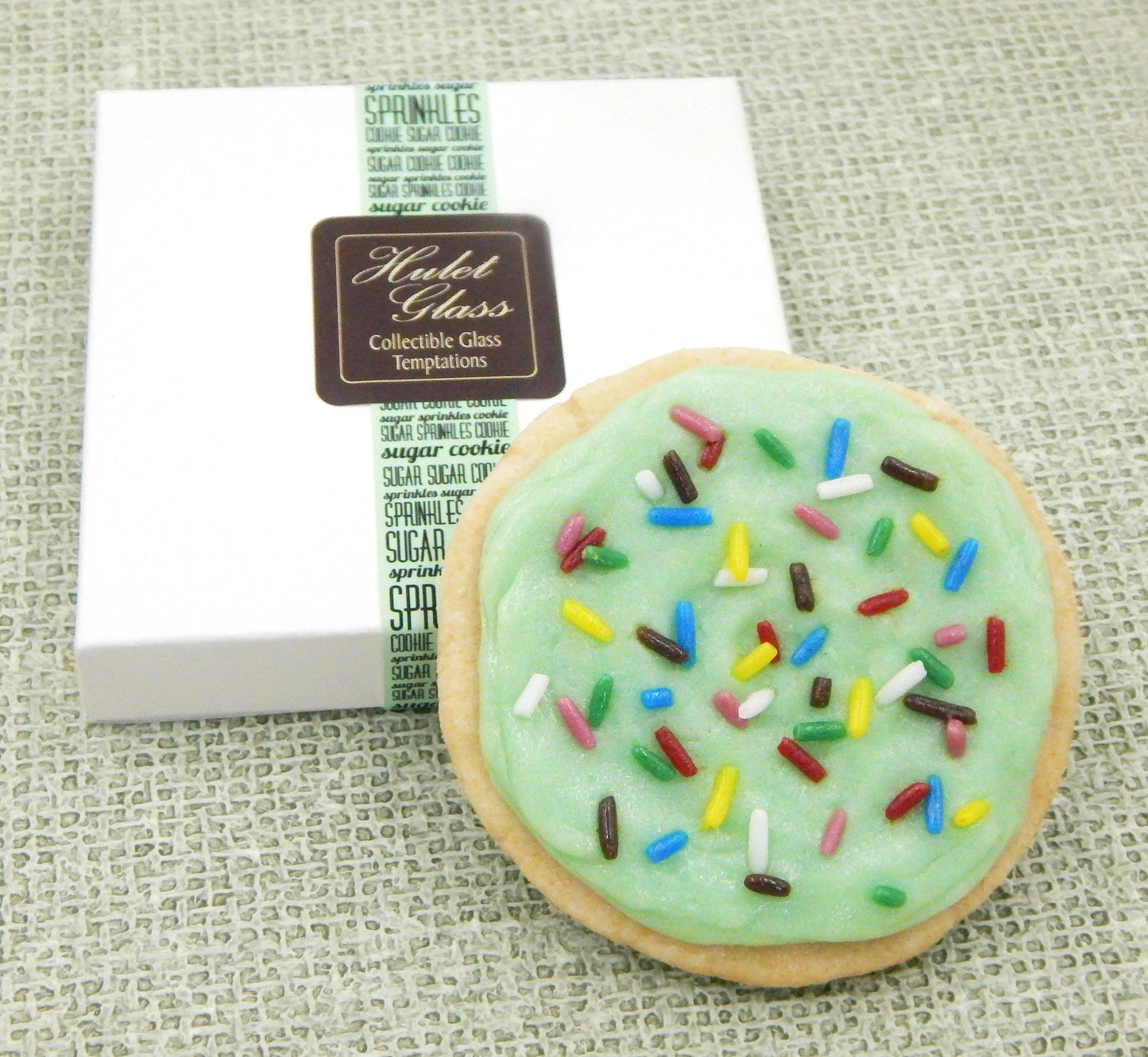 Mint Green Sugar Cookie with Sprinkles (76-103M)