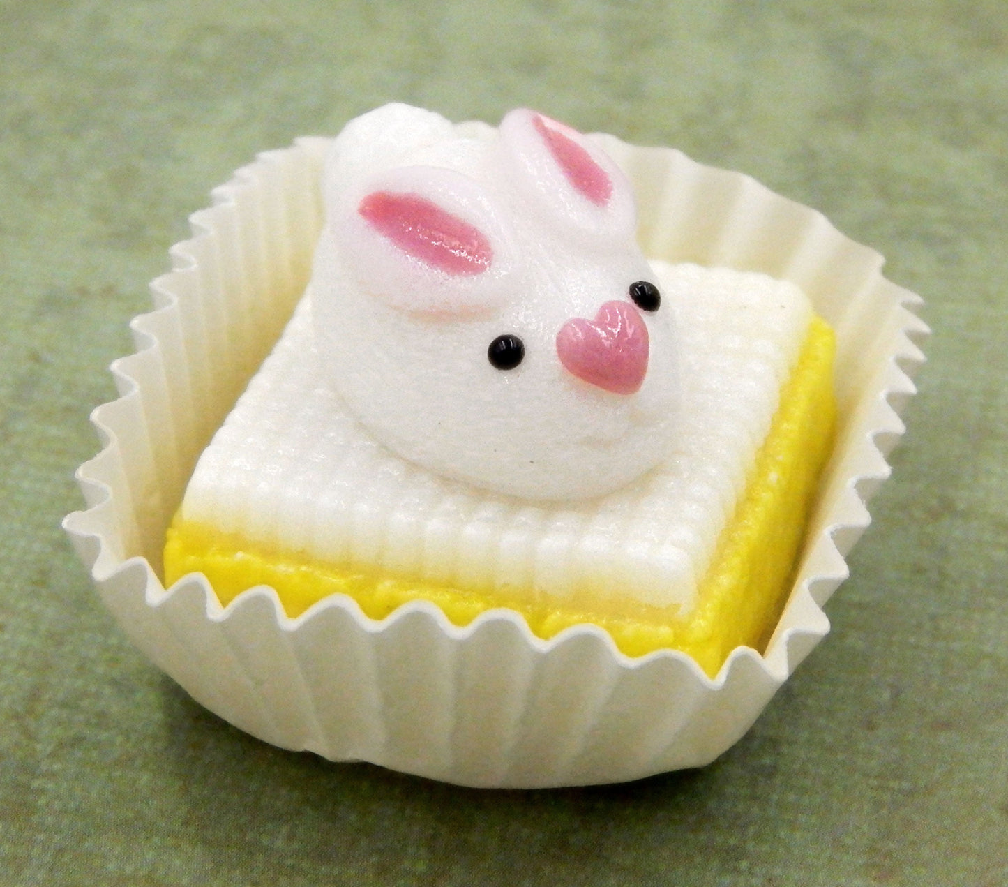 Bunny Rabbit on Petit Four (83-100+) - Assorted Colors