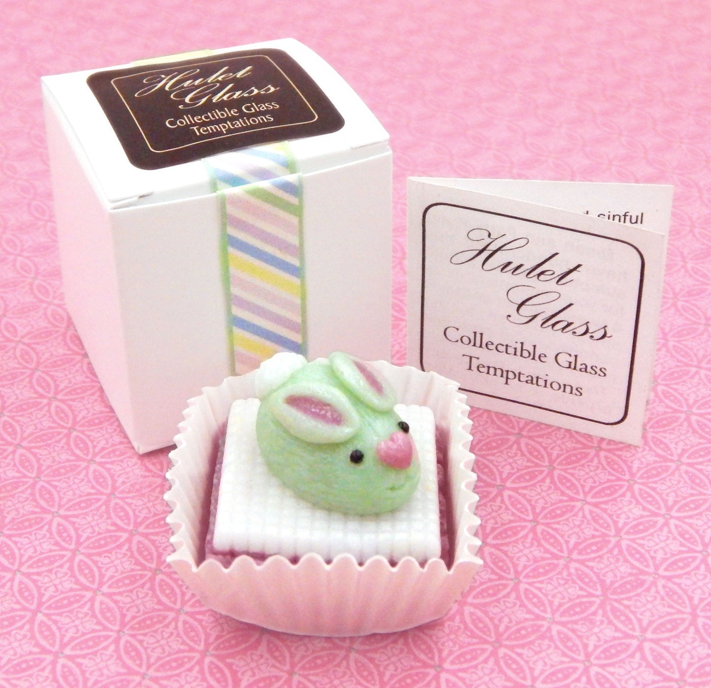 Bunny Rabbit on Petit Four (83-100+) - Assorted Colors