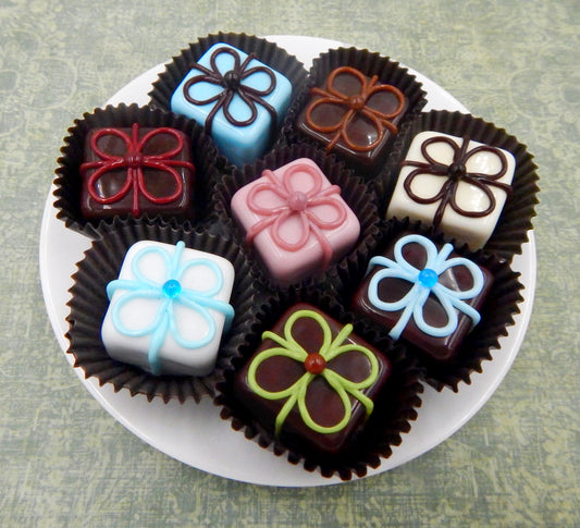 Chocolate Packages- Assorted Colors (19-044)