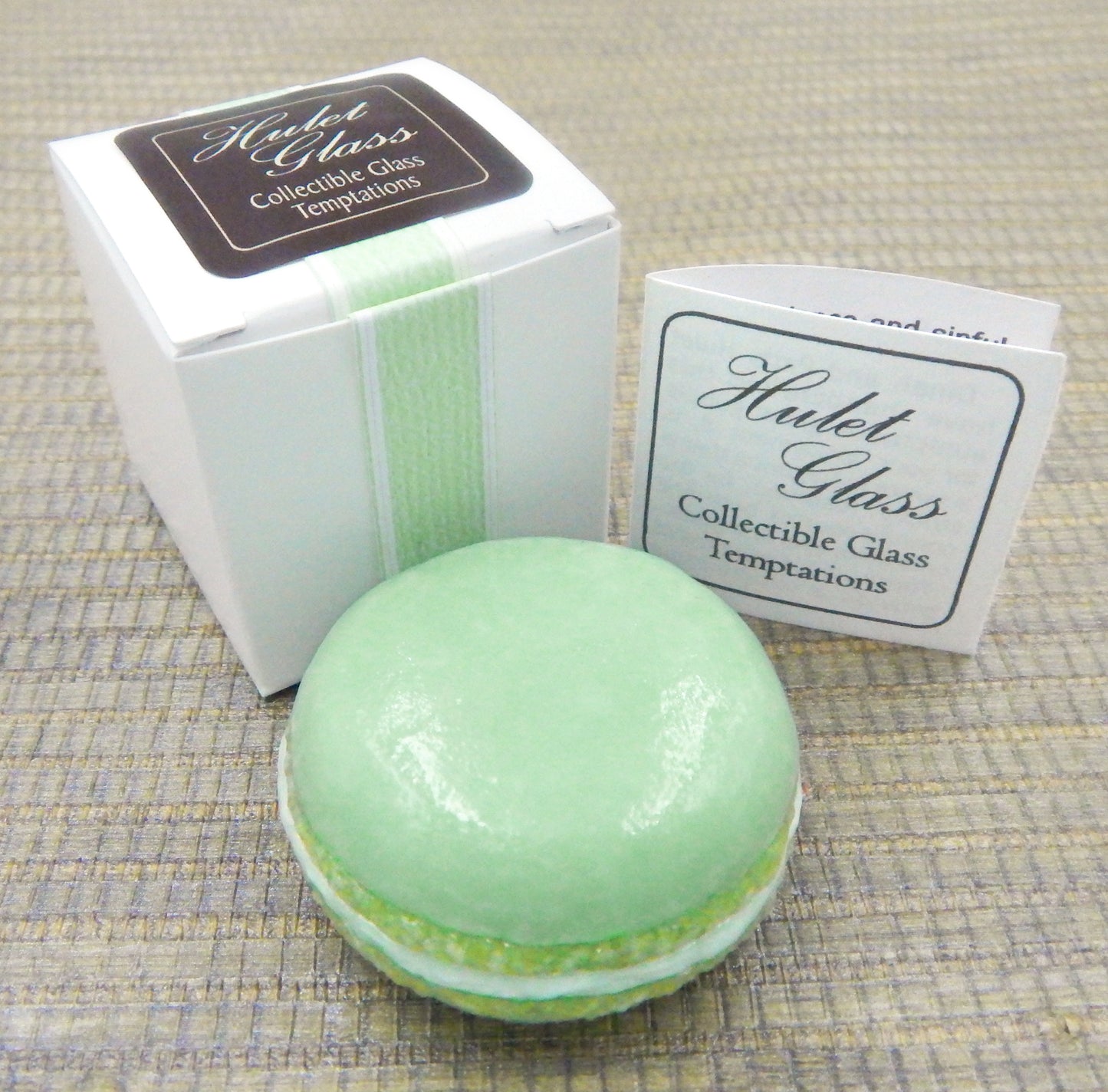 Cool Mint Macaron (MAC11-070+)