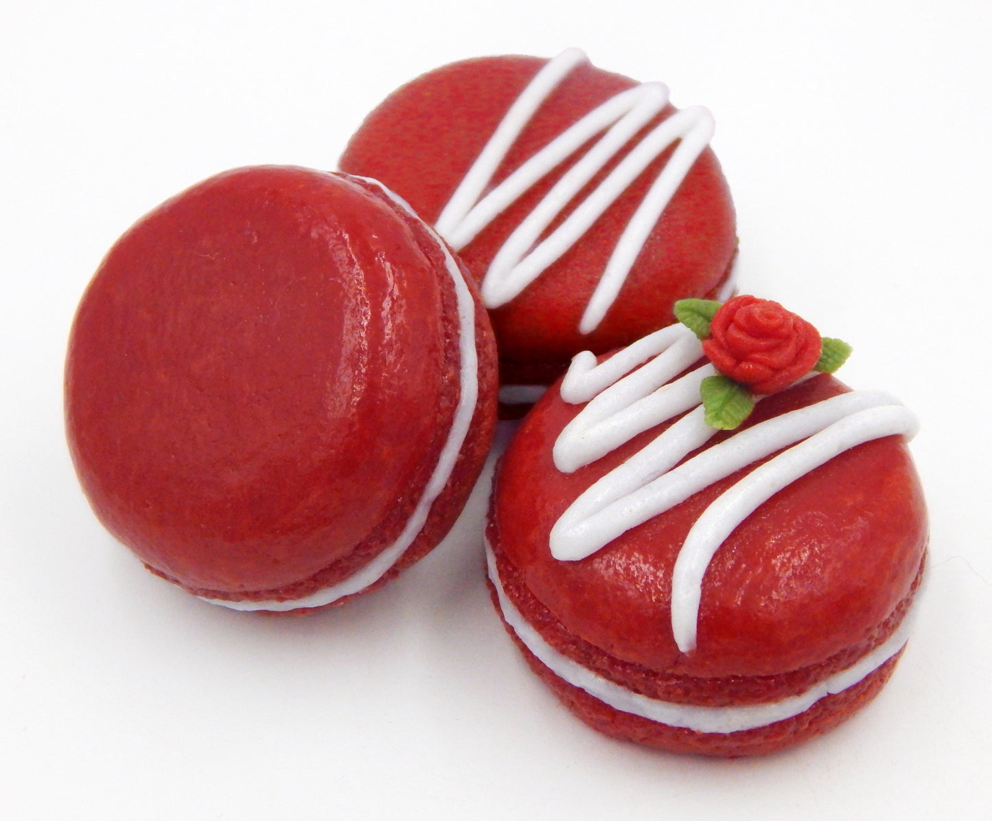 Red Velvet Macaron (MAC11-110+)