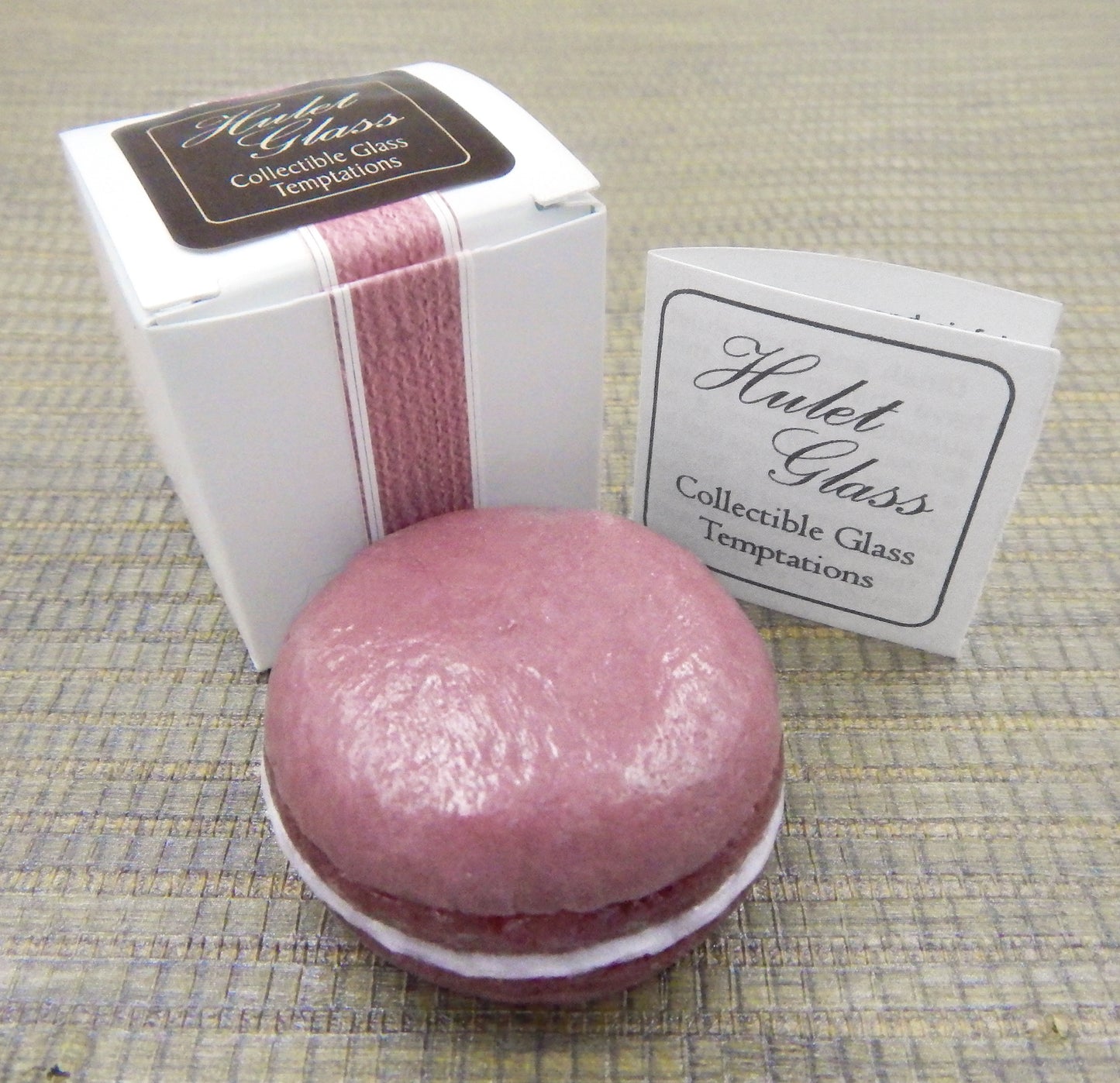 Raspberry Macaron (MAC11-120+)