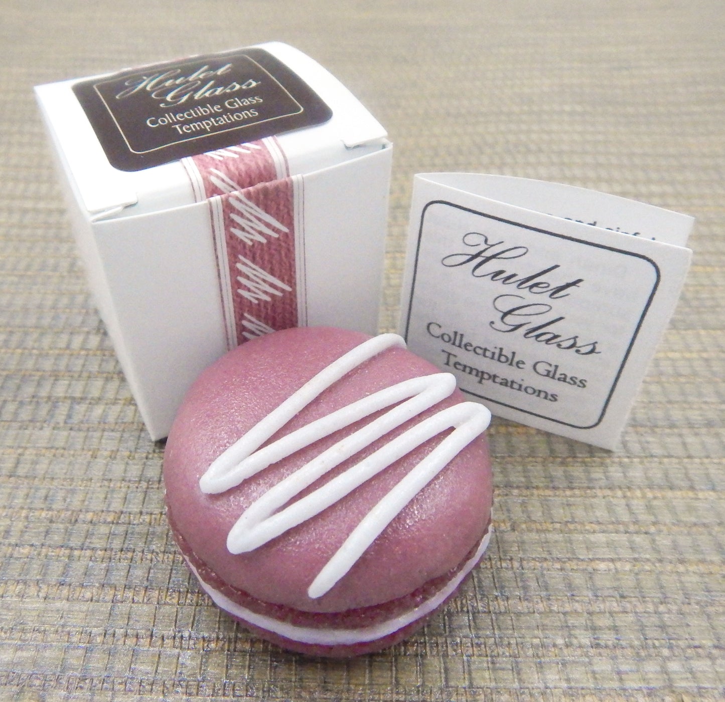 Raspberry Macaron (MAC11-120+)