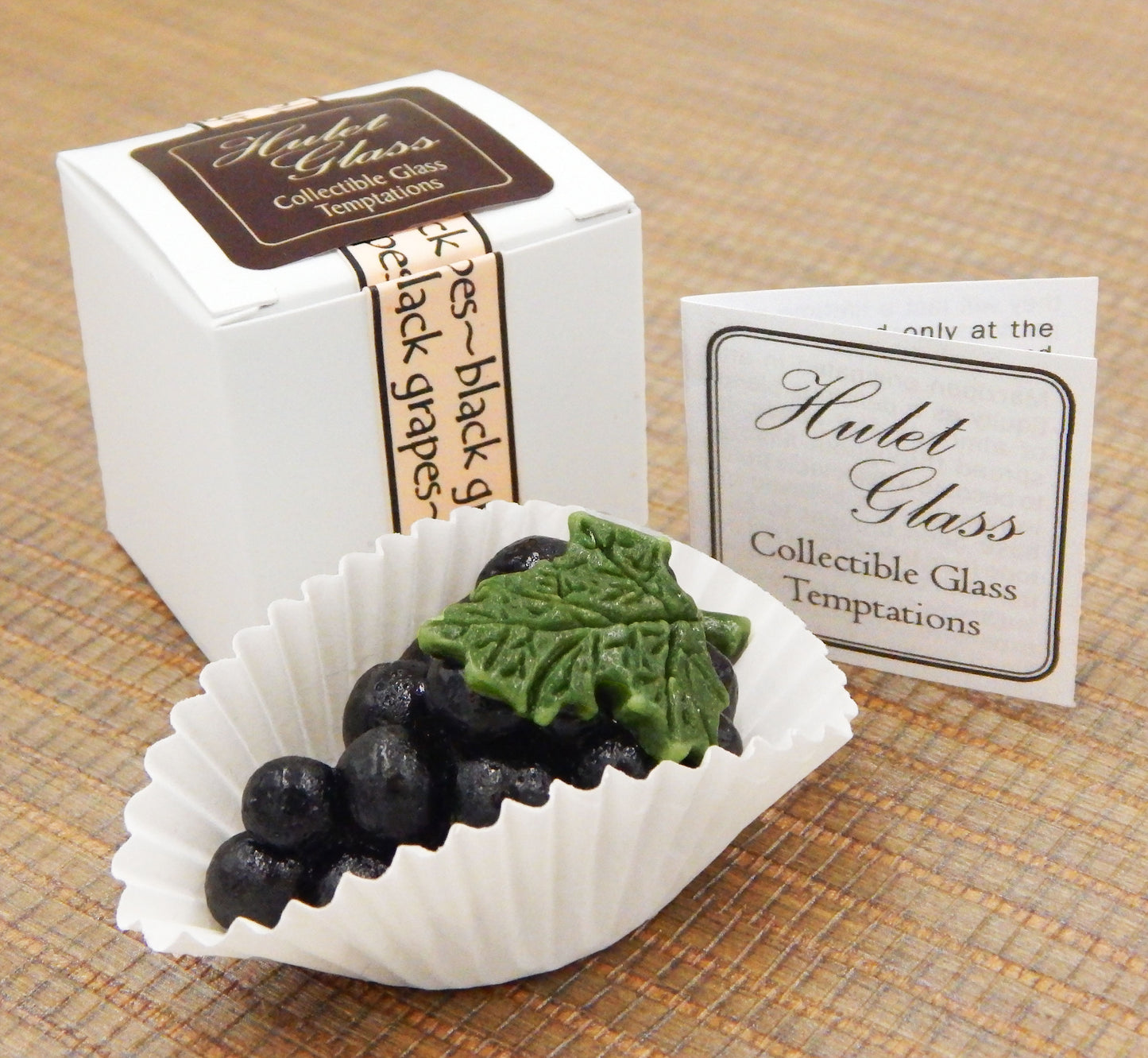 Black Grapes (MP14-031)