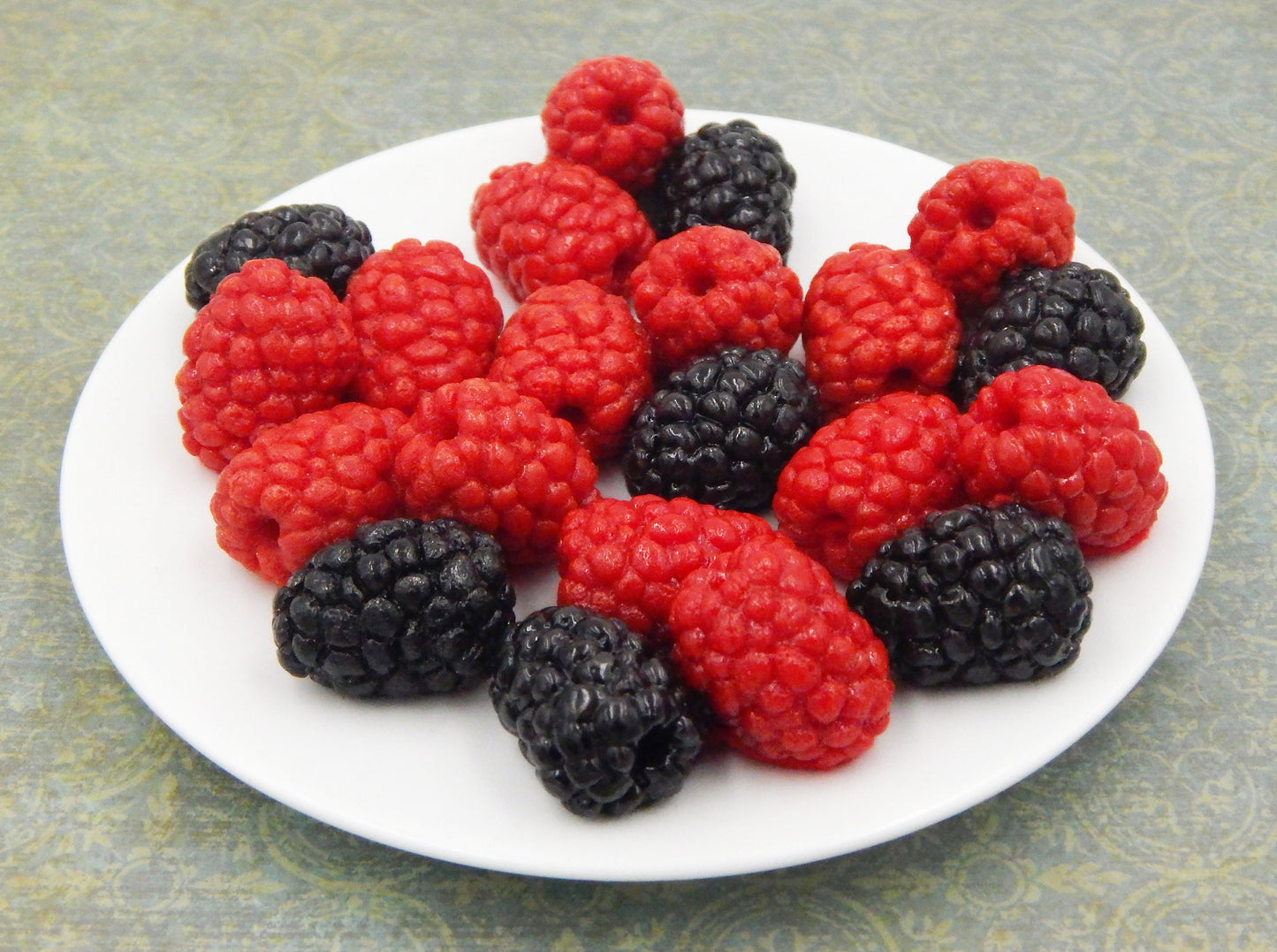 Raspberry/Blackberry Cluster (MP14-071)