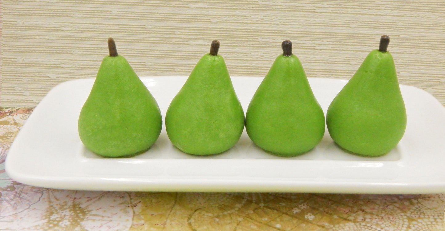 Pear (MP14-101)