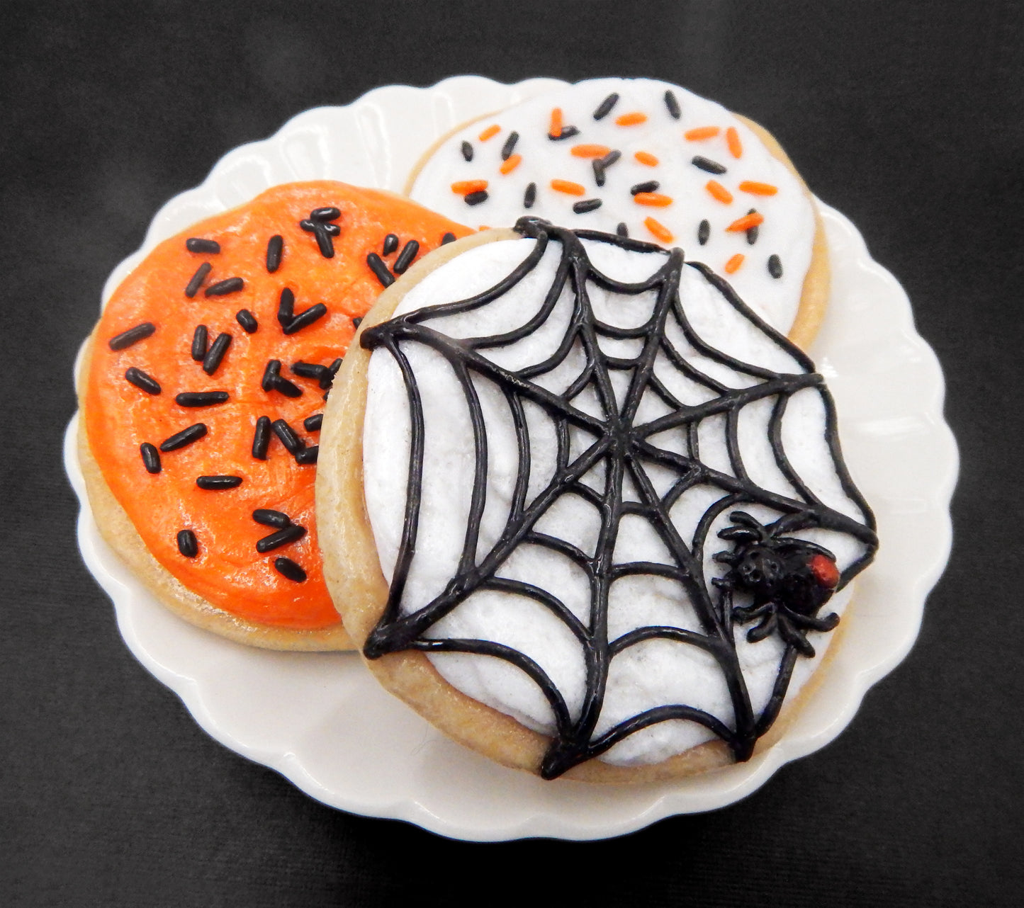 Halloween Glass Orange Sugar Cookie with Licorice Sprinkles (76-203OK)
