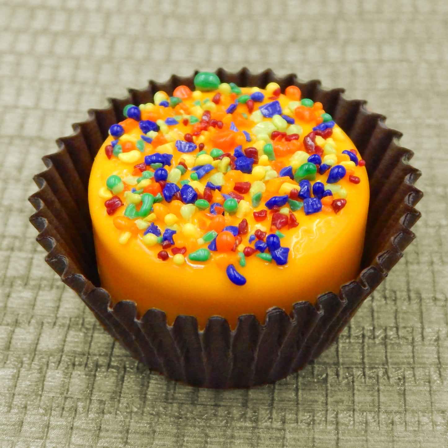 Mango Chocolate with Bright Sprinkles (12-121Gx)