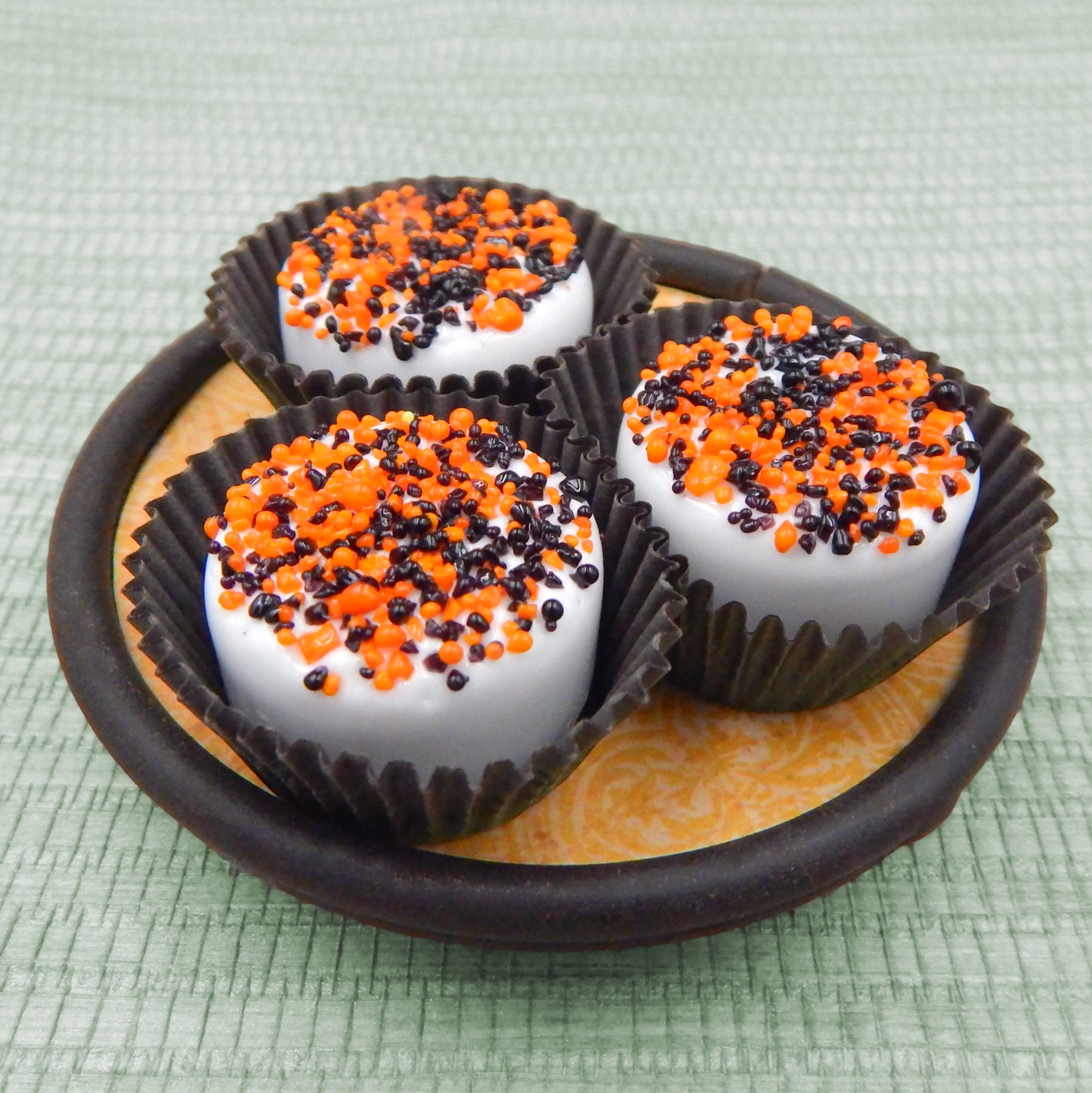 Halloween Chocolate with Bright Orange & Black Sprinkles (12-121WKO)