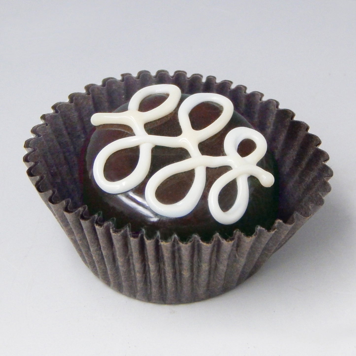 Chocolate Treat with Loop Design (16-040+)