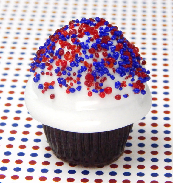 Patriotic Sprinkles Mini Cupcake Truffle (27-125CWhe)