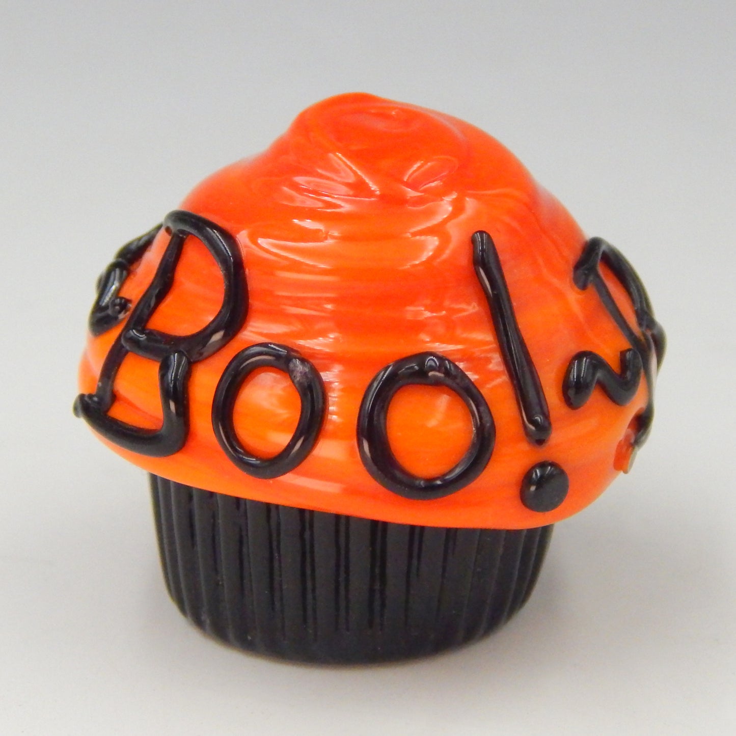 Halloween Boo!~Beware Cupcake Truffle (27-513CO)