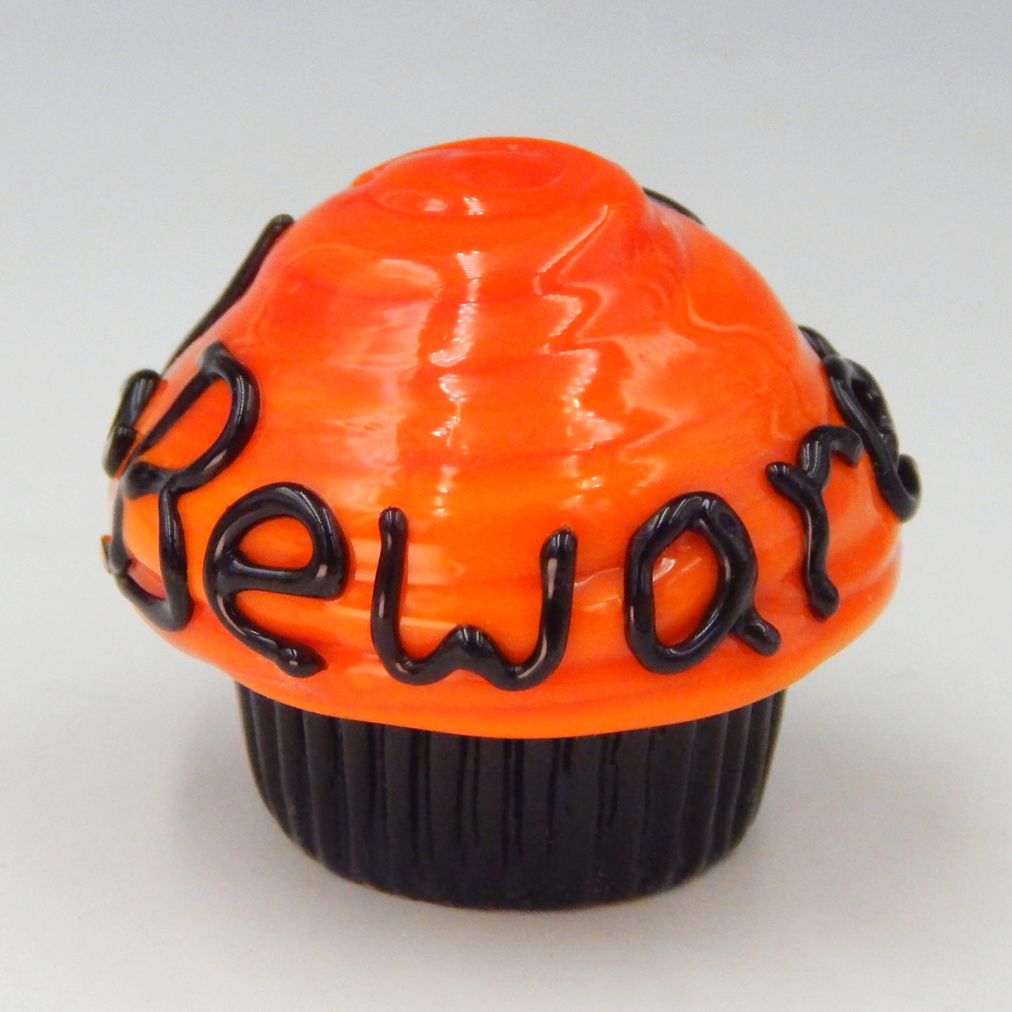 Halloween Boo!~Beware Cupcake Truffle (27-513CO)