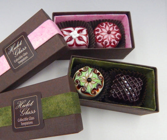 Handmade Box filled with 2 Art Glass Chocolates - Green or Pink (BxR2-0020+)