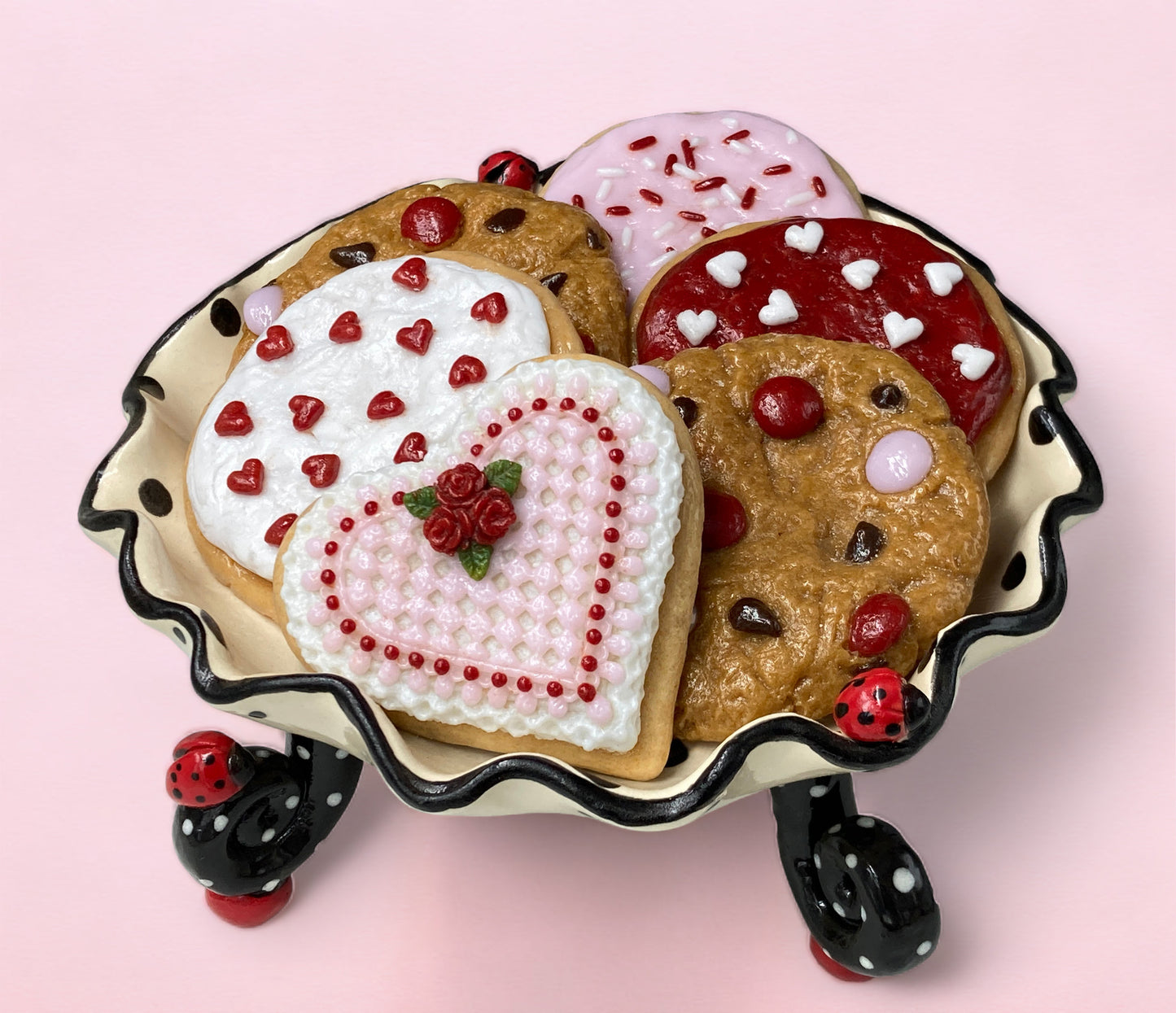 Valentine Glass Pink Sugar Cookie with Red & White Sprinkles (76-223SHW)