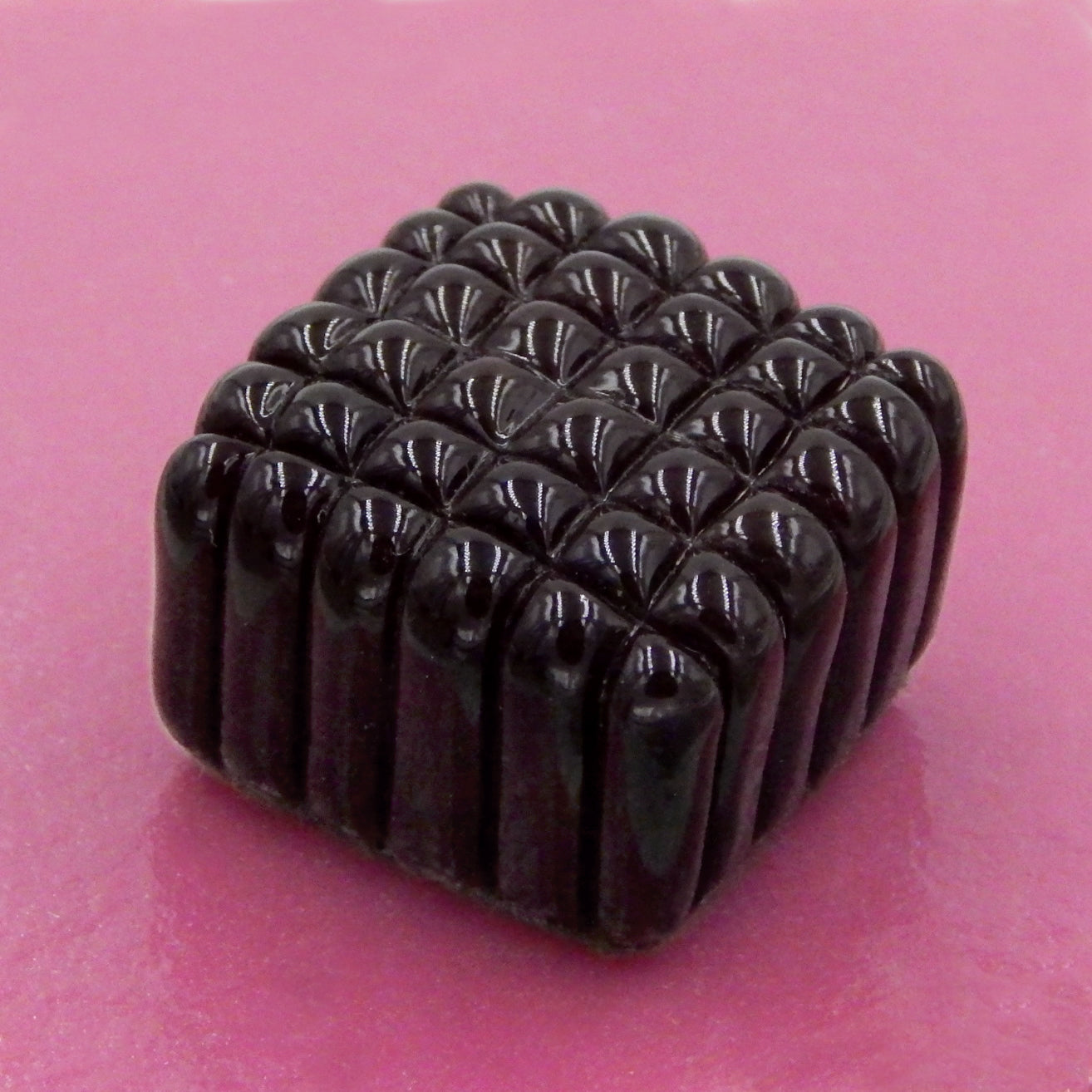 Dark Chocolate with Patterned Surface (13-024C)