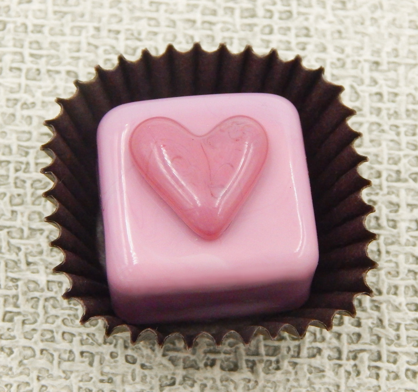 Cube Chocolates with Hearts - Assorted Colors (14-024+)