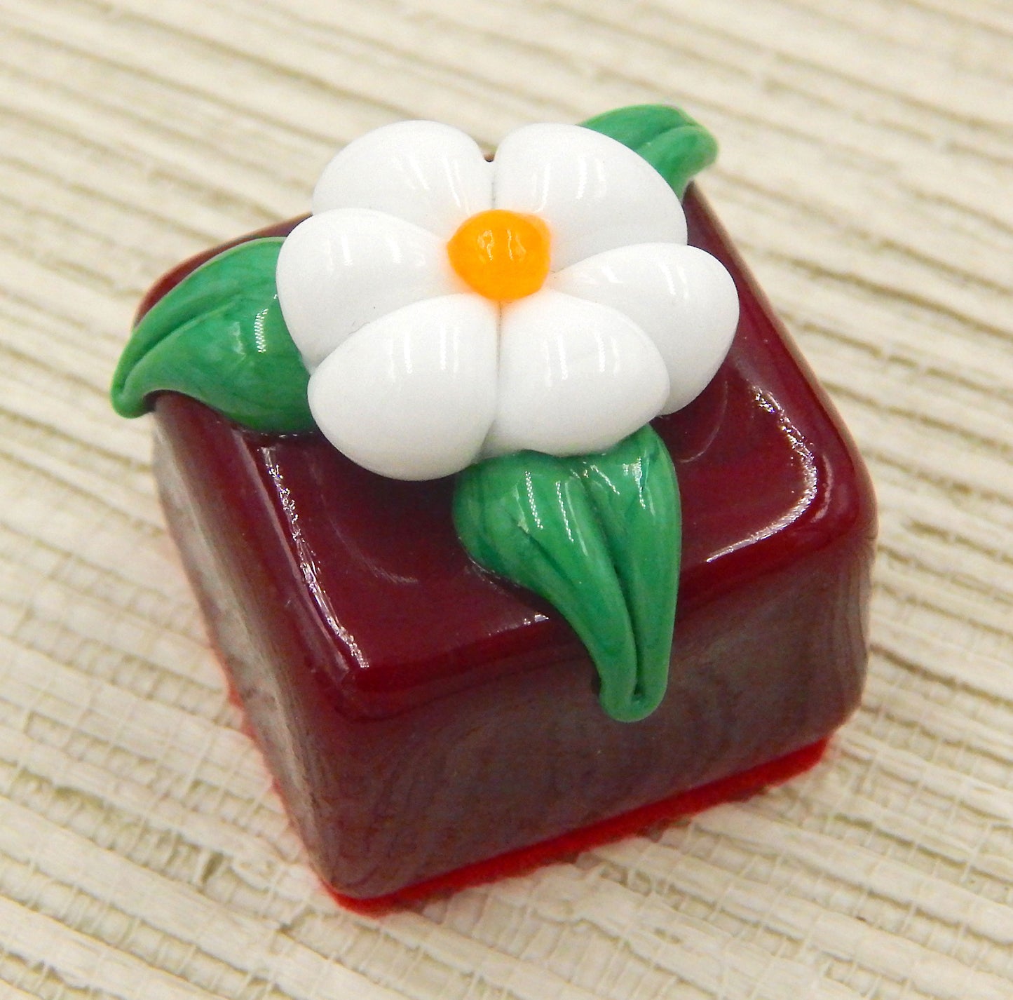 Deep Cherry Chocolate Cube with White Chocolate Flower (15-024HW)