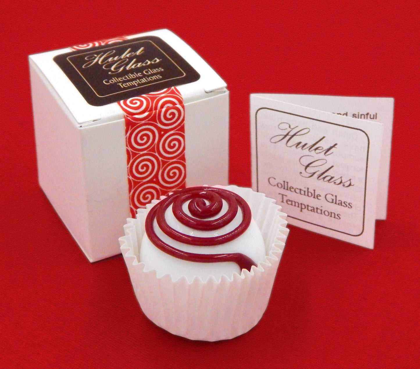 White Chocolate Treat with Cherry Spiral (16-047WH)
